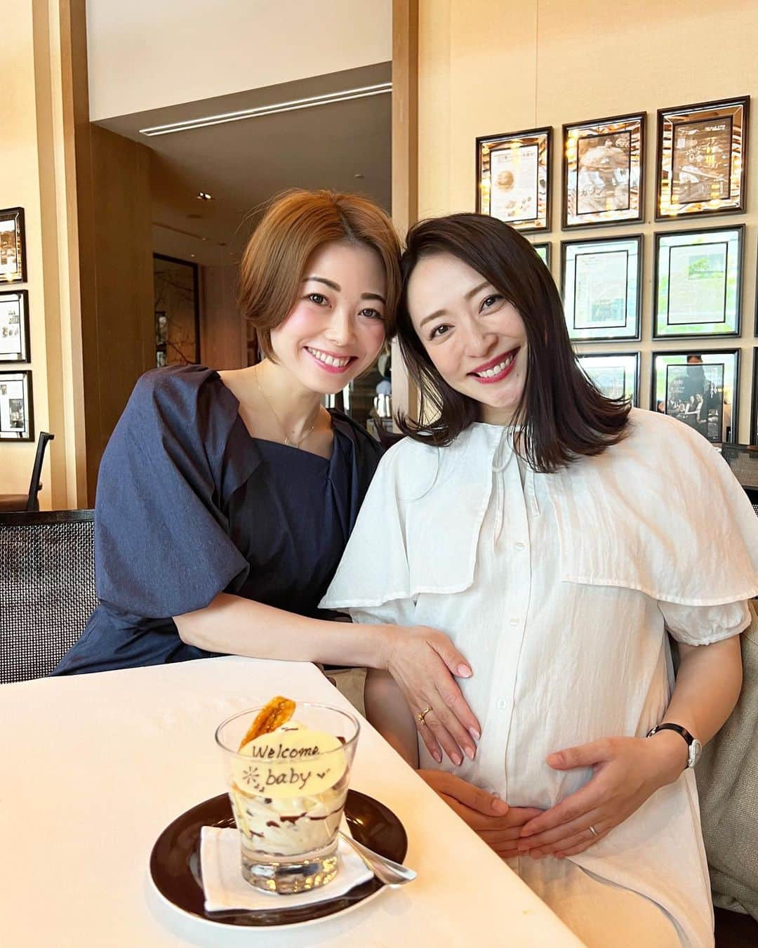 磯部奈央さんのインスタグラム写真 - (磯部奈央Instagram)「ありがとう🤰🤍  ちょっと前のお話ですが！ まなちゃんとりかちゃんとランチしていた時、「welcome baby」のデザート出してくれました🥹🤍  いつもありがとう〜🥺💕  妊婦あるあるで食べたくなるジャンクなハンバーガーとポテトも、美味しかったなぁ🍟🍔  #welcomebaby #仲良し #臨月 #マタニティーライフ」6月25日 23時30分 - nao_isobe729