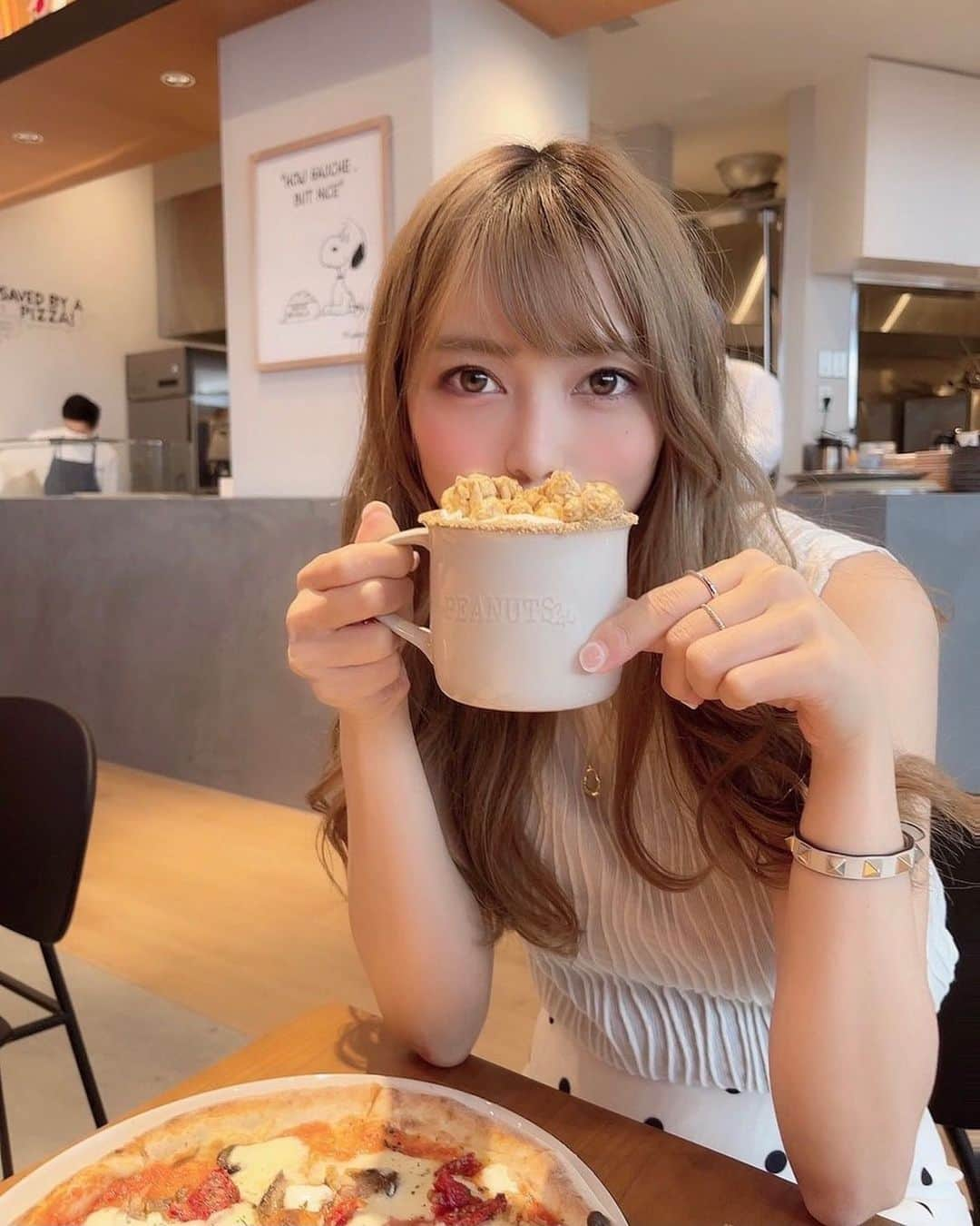 美女美容事情さんのインスタグラム写真 - (美女美容事情Instagram)「《休日はお洒落なランチ🍕🍹💕》⁠⠀ *⠀⠀⠀⠀⠀⠀⁠⠀⁠⠀⁠⠀⁠⠀⁠⠀ 今回ご紹介させて頂きますのは!!👀❤️⁠⠀⁠⠀⁠⠀⁠⠀⁠⠀ a i r i さん<@gtamtgat> の素敵なお写真📸⠀⁠⠀⁠⠀⁠⠀ *⠀⁠⠀ こんな美女に見つめられたら幸せですね😍💖⁠⠀ 夏コーデもお洒落で憧れますね💍✨⠀⠀⠀⁠⠀⁠⠀⁠⠀⁠⠀⁠⠀ *⠀⁠⠀⁠⠀⁠⠀⁠⠀⁠⠀ a i r i さん<@gtamtgat> 素敵な投稿をありがとうございました☺️📸✨⠀⁠⠀ a i r i さんのアカウントには他にも素晴らしい投稿が沢山ありますので是非覗いてみてくださいね💁‍♀️💙⁠ ⁠⠀ ⠀⠀⁠⠀⁠⠀⁠⠀⁠⠀ △▼△▼△▼△▼△▼△▼△▼△▼△▼ ⁠⠀⁠⠀⁠⠀⁠⠀ ❤️🧡💛「ビジョビ (美女美容事情)」💚💙💜⠀⠀⠀⠀⠀⠀⠀⠀⠀⠀⠀⠀⠀⠀⁠⠀⁠⠀⁠⠀⁠⠀⁠⠀⁠⠀ 👇掲載ご希望の方は👇⠀⠀⠀⠀⠀⠀⠀⠀⠀⠀⠀⠀⠀⠀⠀⁠⠀⁠⠀⁠⠀⁠⠀⁠⠀⁠⠀ @b_b_j.jタグ付けと🖤 #ビジョビ ⁠⠀⁠⠀ 🖤タグ付けお願いします⠀⠀⠀⠀⠀⠀⠀⠀⠀⠀⠀⠀⠀⠀⠀⁠⠀⁠⠀⁠⠀⁠⠀⁠⠀⁠⠀ △▼△▼△▼△▼△▼△▼△▼△▼△▼ ⁠⠀⁠⠀ #美人#美女#カフェ#ランチ⁠⠀ #彼女感#お洒落#夏コーデ⁠⠀ #インスタ美人#インスタ美女」6月27日 17時22分 - b_b_j.j