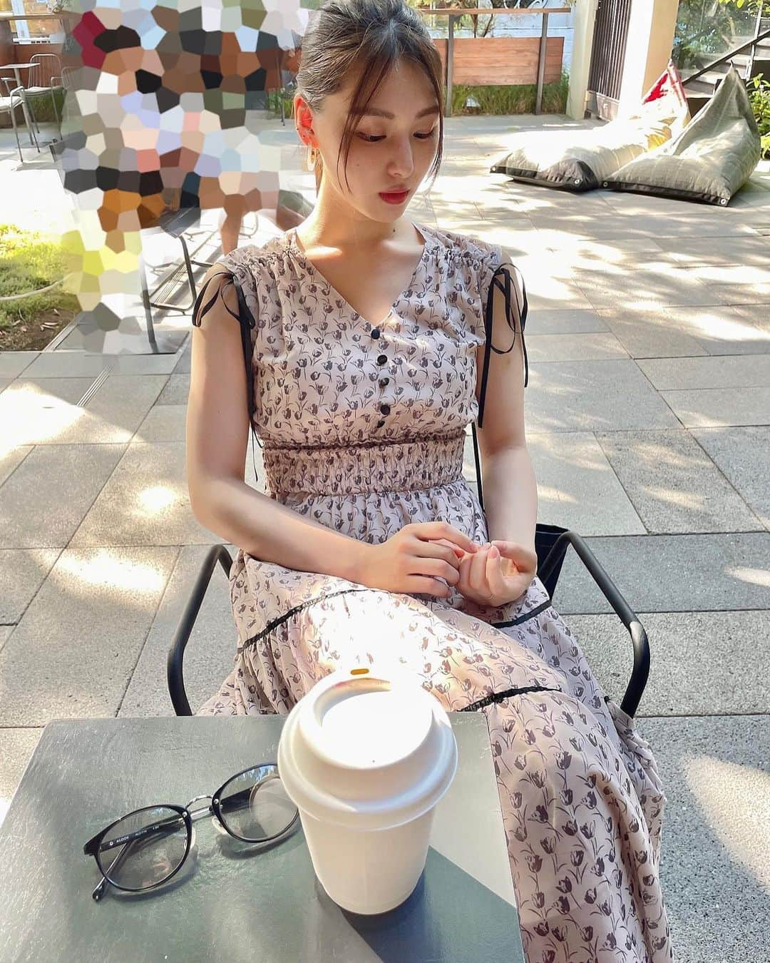 相楽伊織さんのインスタグラム写真 - (相楽伊織Instagram)「☕︎💋  梅雨明け… 暑すぎてどうしていいのか分かりません🦥  皆さん熱中症に気を付けて下さいね🍉  #ワンピース #ポニーテール」6月27日 20時05分 - _iorisagara264_