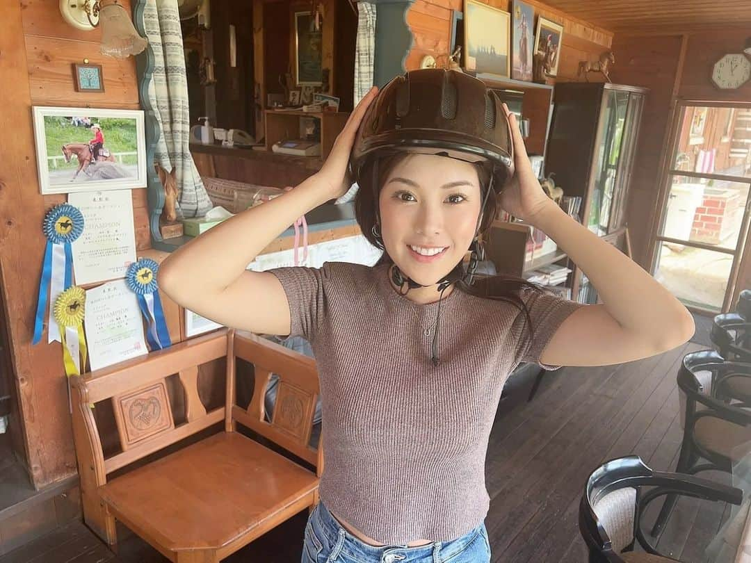 内田瑞穂さんのインスタグラム写真 - (内田瑞穂Instagram)「乗馬記念🐴 終わってからは内蔵グロッキーw 馬さんにもご挨拶させてもらいました☺️  #内田瑞穂#グラビア#グラドル#glamor#gravure#sexy#hot#asian#Japanese#girl#instagood#ig#ig_japan#igers#amorous#얼스타그렘#일본#섹시#일상#소통#팔로우#性感的#粉我#日本的#馬」6月28日 8時46分 - 1110mizuho