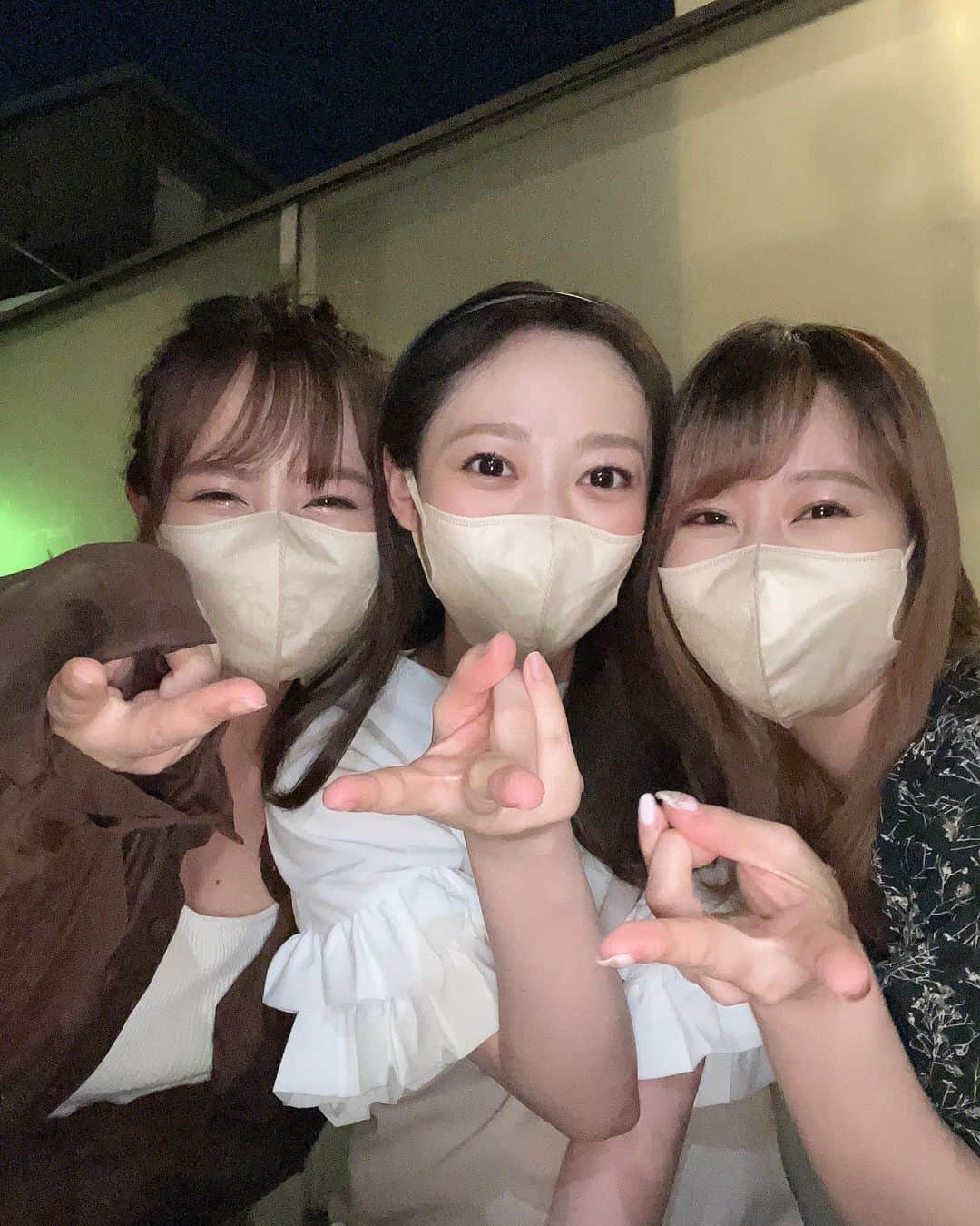 門脇佳奈子さんのインスタグラム写真 - (門脇佳奈子Instagram)「@tannana.yamada @ripopo_824  @yukichi.komachi  と久しぶりにご飯食べました☺️  気づいたら10年以上の仲になってた❤️ 家族より一緒に過ごした時期があるからこそ、なーんにも気にせず心地良い空間でした☺️ * りほちゃん、出産頑張ってね🤰💕」6月28日 15時28分 - kanakoofficial