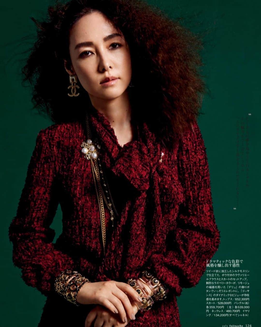 霧島れいかさんのインスタグラム写真 - (霧島れいかInstagram)「婦人画報　7月号掲載  「CHANEL」×「共鳴する感性」  #chanel  #lifestyle #culture #fashion #magazine」6月28日 18時18分 - reika_kirishima
