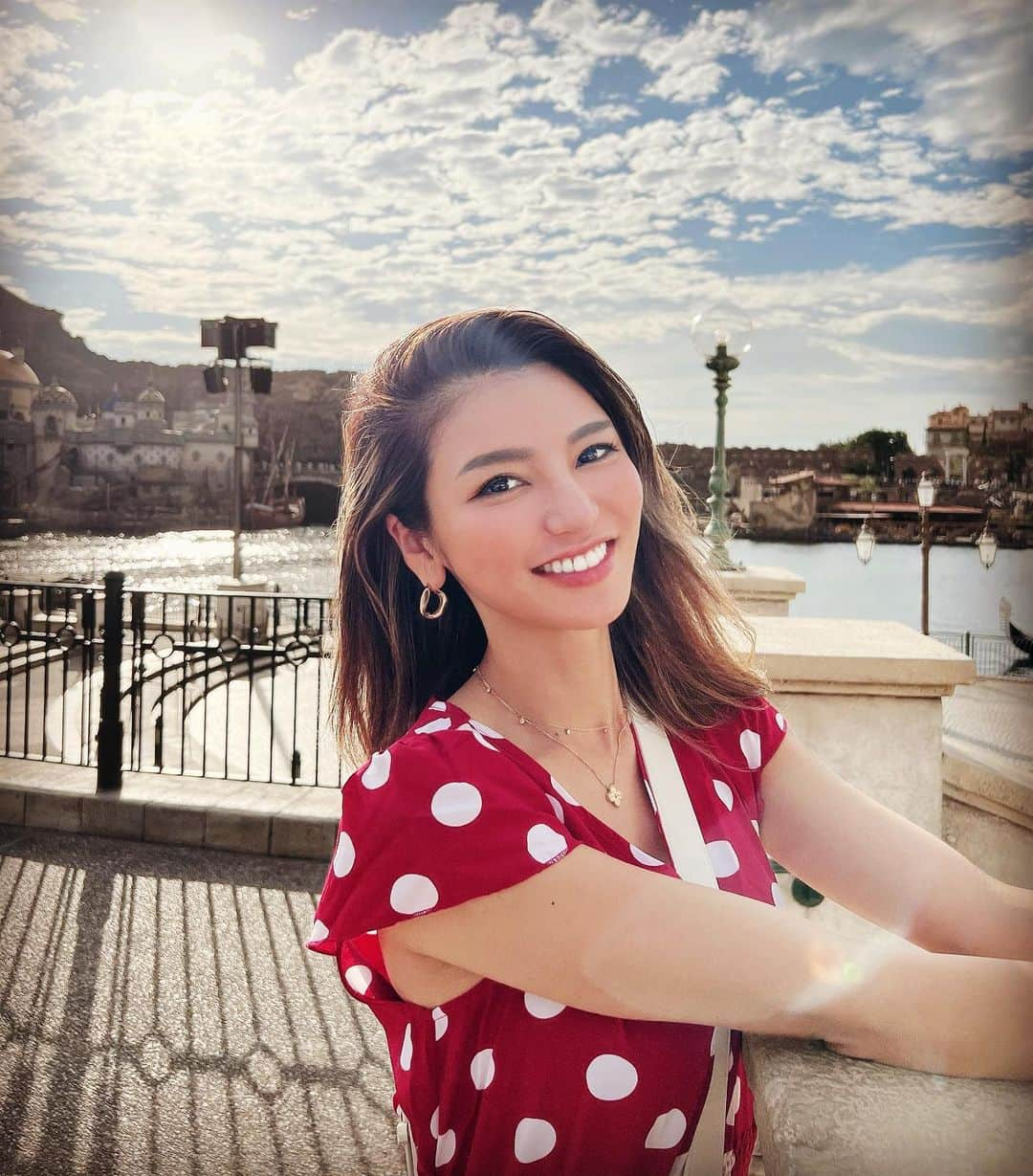 奈保さんのインスタグラム写真 - (奈保Instagram)「Everyday is new day.  . . .  #ディズニーシー#ディズニー#Disney#ディズニーコーデ#ディズニー写真部#子連れディズニー#disneysea#tokyodisneyland」6月28日 20時59分 - naho.0422