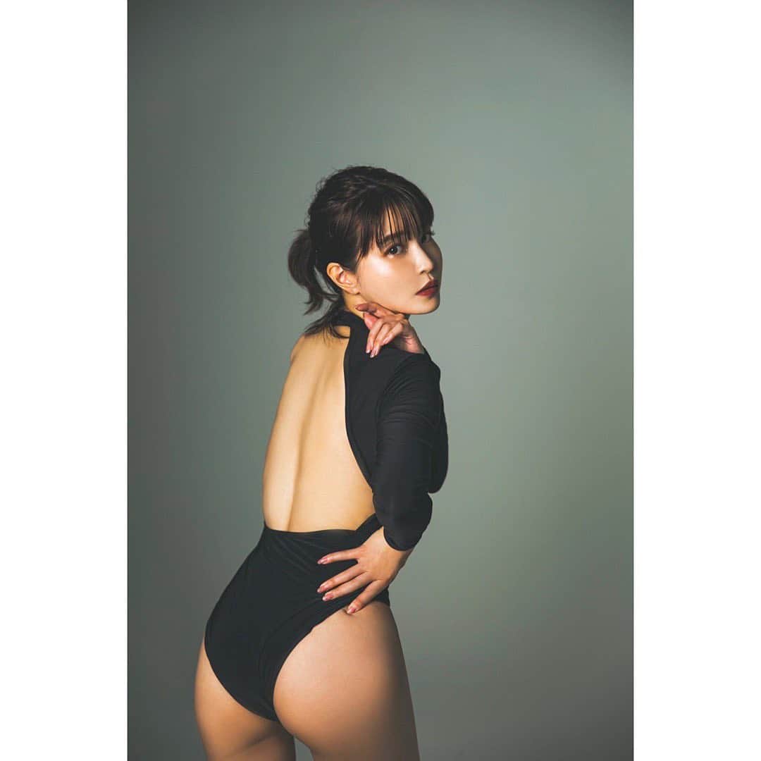 岸明日香さんのインスタグラム写真 - (岸明日香Instagram)「好き？  @toyoyoon  @loveli.yr_88  @_china.d_  何気に見どころは背中のセンターラインです🫠」6月29日 14時14分 - aspoo02