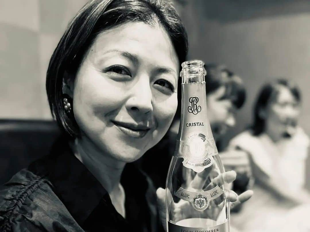 中田有紀さんのインスタグラム写真 - (中田有紀Instagram)「一時帰国中の多恵ちゃんを囲む会🥂 みんなと集まれたのが久しぶりだったからとにかく楽しくて❤ ずーっと笑ってた！！ みんな面白すぎ🤣🤣🤣 #セントフォース #centforce #元気でなにより #笑いっぱなし」6月30日 12時10分 - akinakada0508