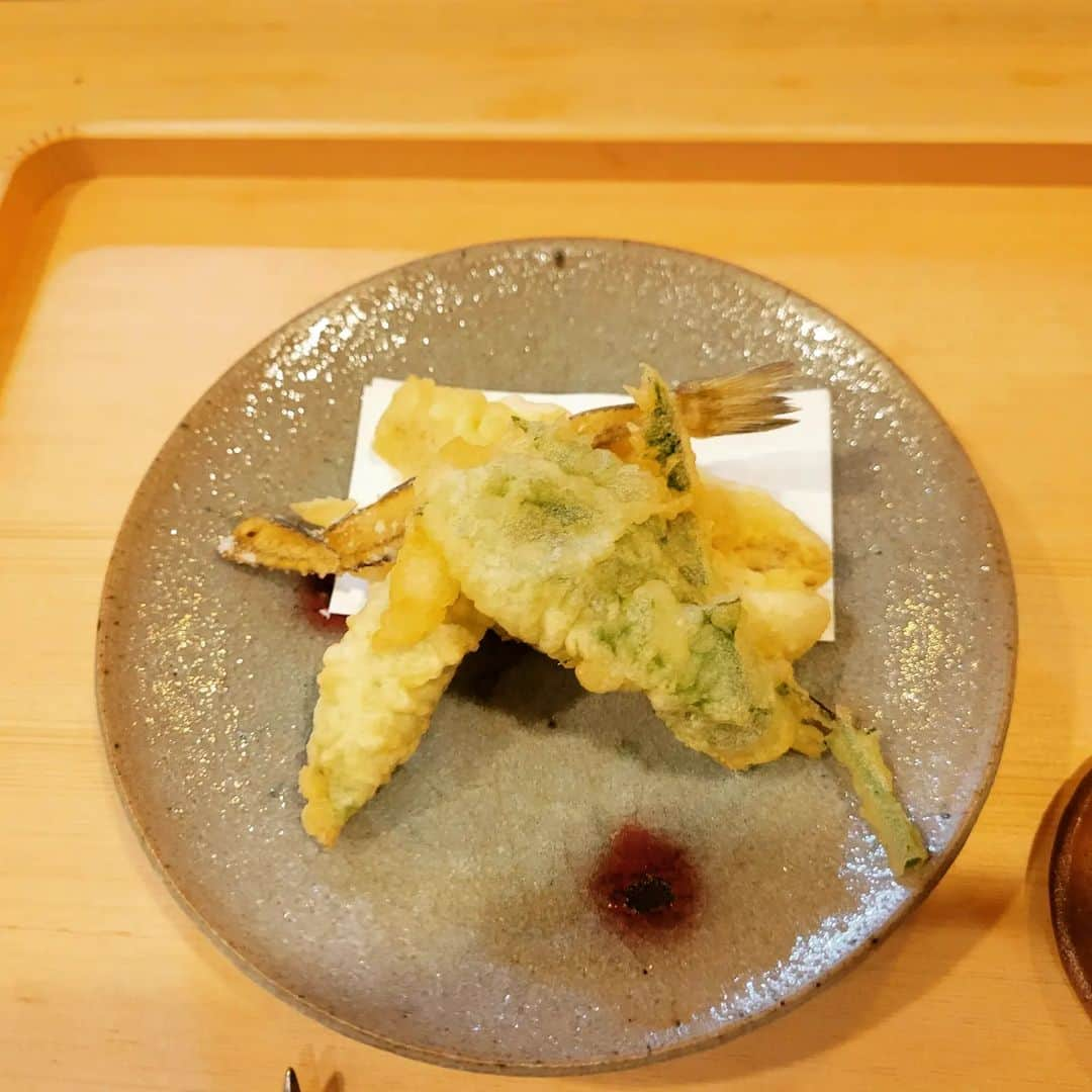 清水邦広さんのインスタグラム写真 - (清水邦広Instagram)「親戚のお店で 美味しい和食をいただきました！ ほんとに美味しくて、 なんとも贅沢な時間でした。  #ずっと行きたくてやっと行けた #どれも美味しい #見た目も美しい #和食清水 #大阪 #親戚 #清水家 #最高」7月1日 22時50分 - gorikuni0811