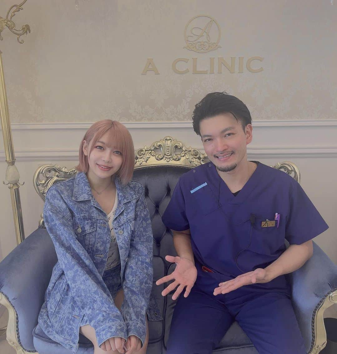 織田唯愛さんのインスタグラム写真 - (織田唯愛Instagram)「@aclinic_yokohama の 小松先生 @dr.komatsu_rui に  #Aスレッド 施術してもらいました✩.*˚ . Aスレッドを受けるとコラーゲンが生成されて、肌が綺麗になるそうなんです！ 不規則な生活で肌荒れしたり、疲れでたるんだりが気になってたのですが 変わっていくのが楽しみです♡ . 受けてすぐも、フェイスラインがきゅっとなって、小顔になりました⸜❤︎⸝ . 先生も看護師さんもスタッフさんも優しくて、痛いのが怖いわたしでも安心してうけれました✩.*˚ 雰囲気もいいです(*ˊᵕˋ*) .  @aclinic_yokohama さん ありがとうございました♡ . ダーマペンめっちゃ気になってるので また色々みてみたいです✩.*˚ . #aスレッド #aclinic #糸リフト #aクリニック #エークリニック#美容 #小顔 #美肌  #リフトアップ #美容外科 #美容皮膚科 #美容クリニック #小松塁 先生」7月2日 1時25分 - odaichika