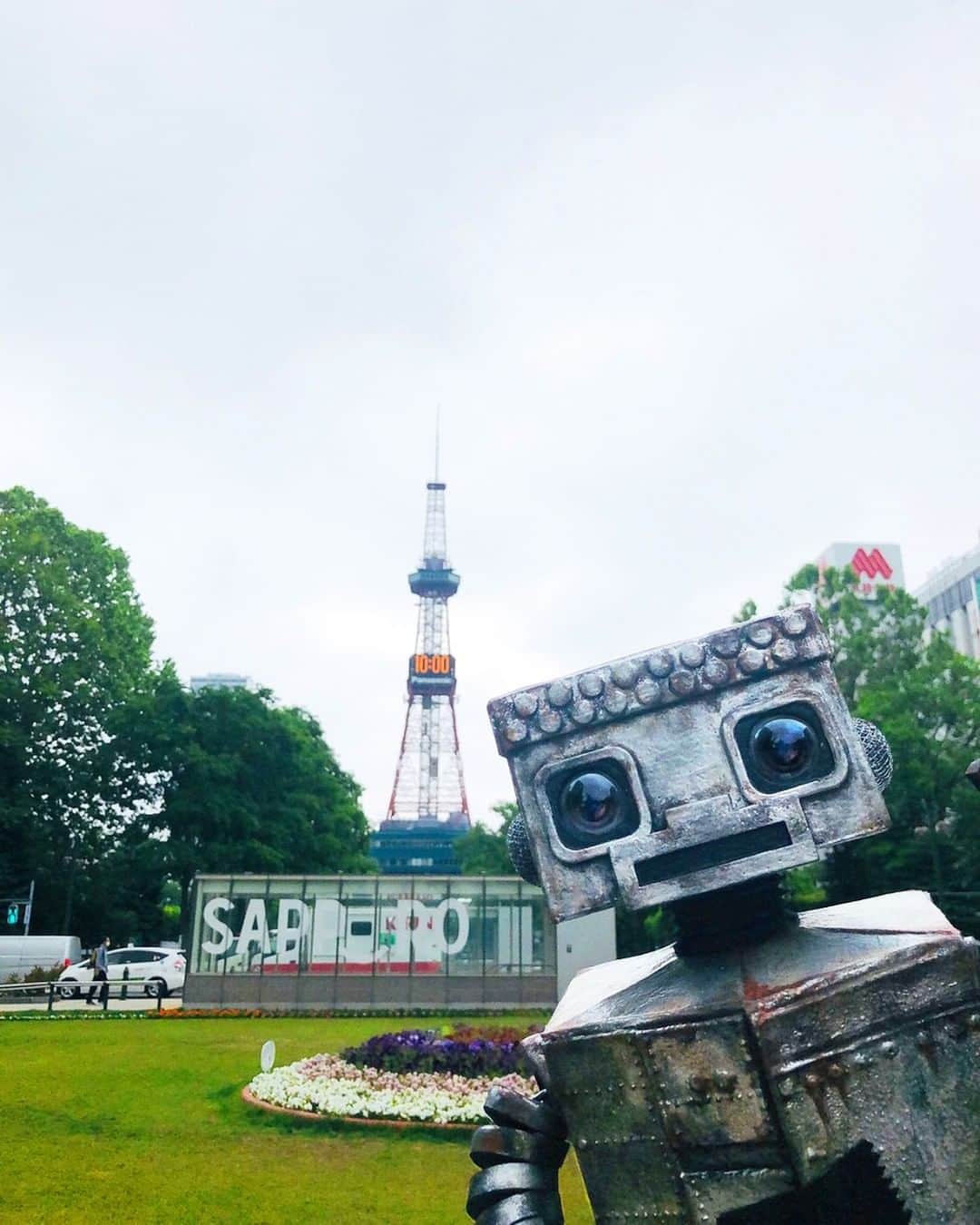 劇団四季さんのインスタグラム写真 - (劇団四季Instagram)「『#ロボット・イン・ザ・ガーデン』は、本日より北海道へ！  音更町：7/2（土）、旭川：4（月）、札幌：6（水）～10（日）、函館：12（火）  #ミニチュアタングの旅 #ロボットインザガーデン #劇団四季 #ミュージカル #タング #musical #shikitheatrecompany」7月2日 12時00分 - gekidanshiki_official