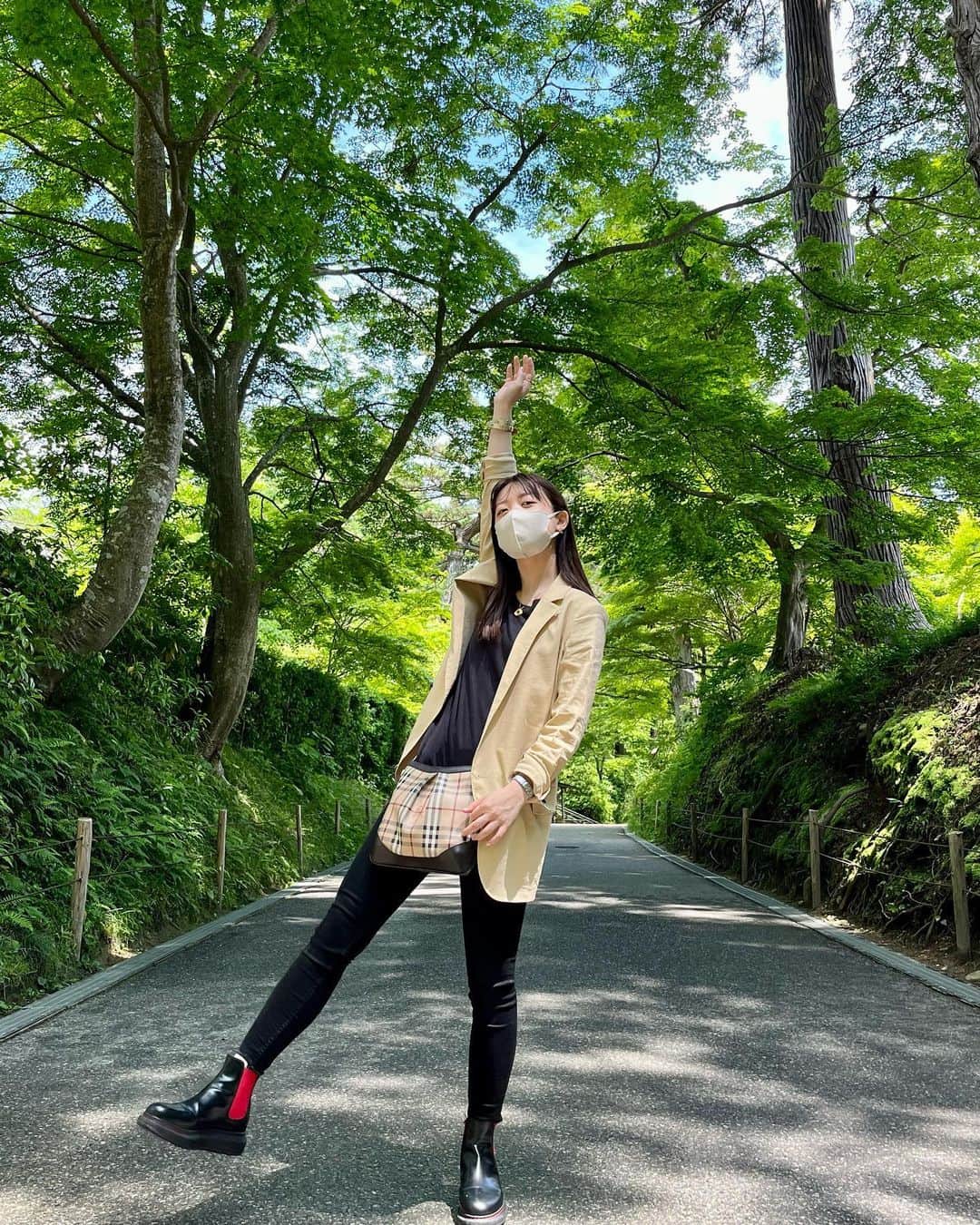 Peppe（緑黄色社会）さんのインスタグラム写真 - (Peppe（緑黄色社会）Instagram)「#ぺつさんぽ 更新したよ〜〜🐼✌️✨ 先月のツアー合間に初の岩手県上陸、世界遺産の平泉に行って参りました！たくさん書いちゃった、みてね〜やっほい！」7月3日 20時24分 - peppe1206