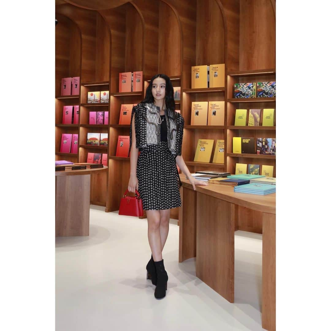 kokiさんのインスタグラム写真 - (kokiInstagram)「@louisvuitton の#SEELV  に行って来ました☺️  Louis Vuitton の素晴らしい歴史をアーカイブで見る事が出来ました💕　  #LVFashion  Hair and makeup @rieshiraishi1220」7月5日 19時04分 - koki