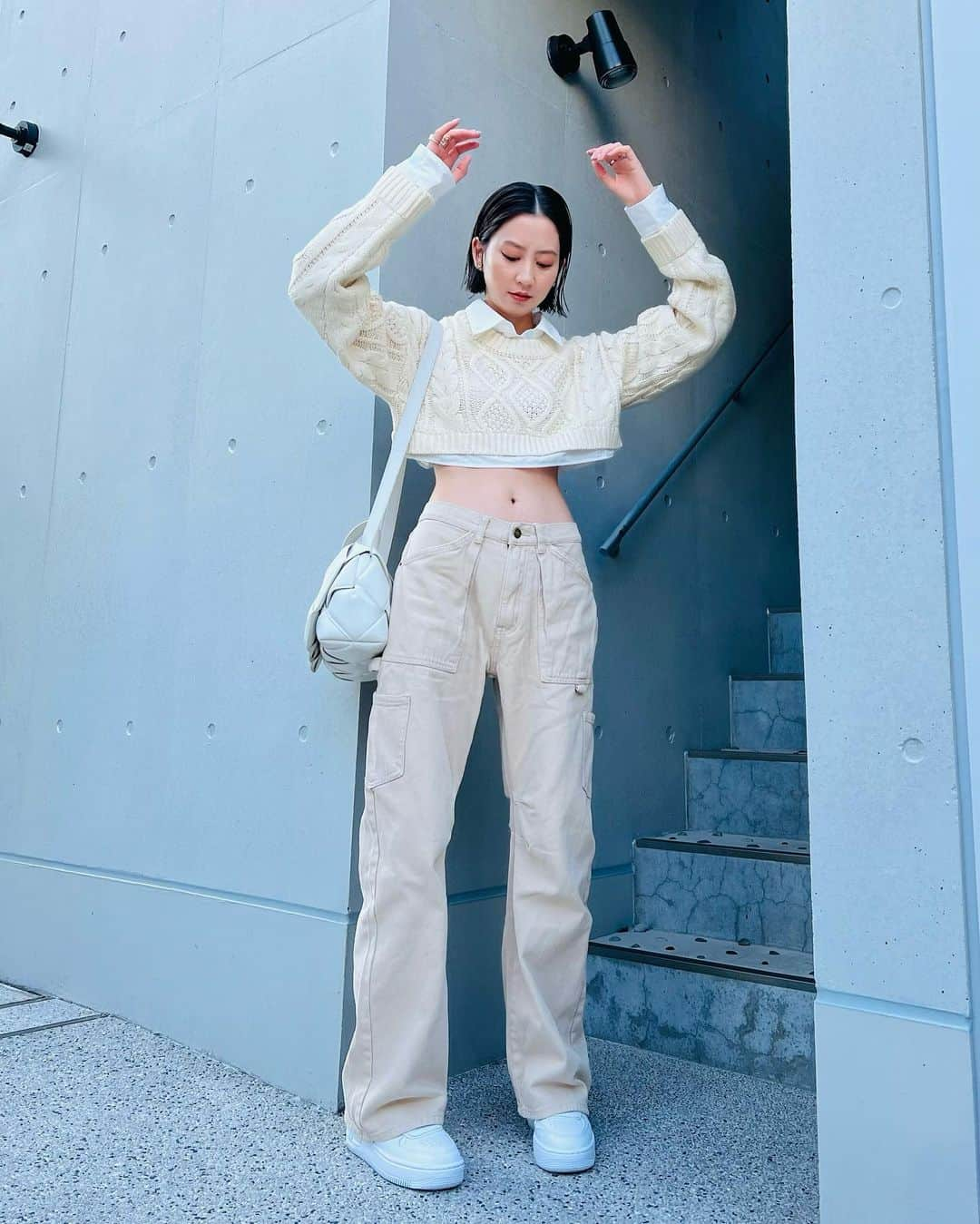 河北麻友子さんのインスタグラム写真 - (河北麻友子Instagram)「FASHION OUTFIT: Lioness SNEAKERS: Nike BAG: Bottega Veneta #FASHION #OOTD #麻友コーデ」7月5日 21時17分 - mayukokawakitaofficial