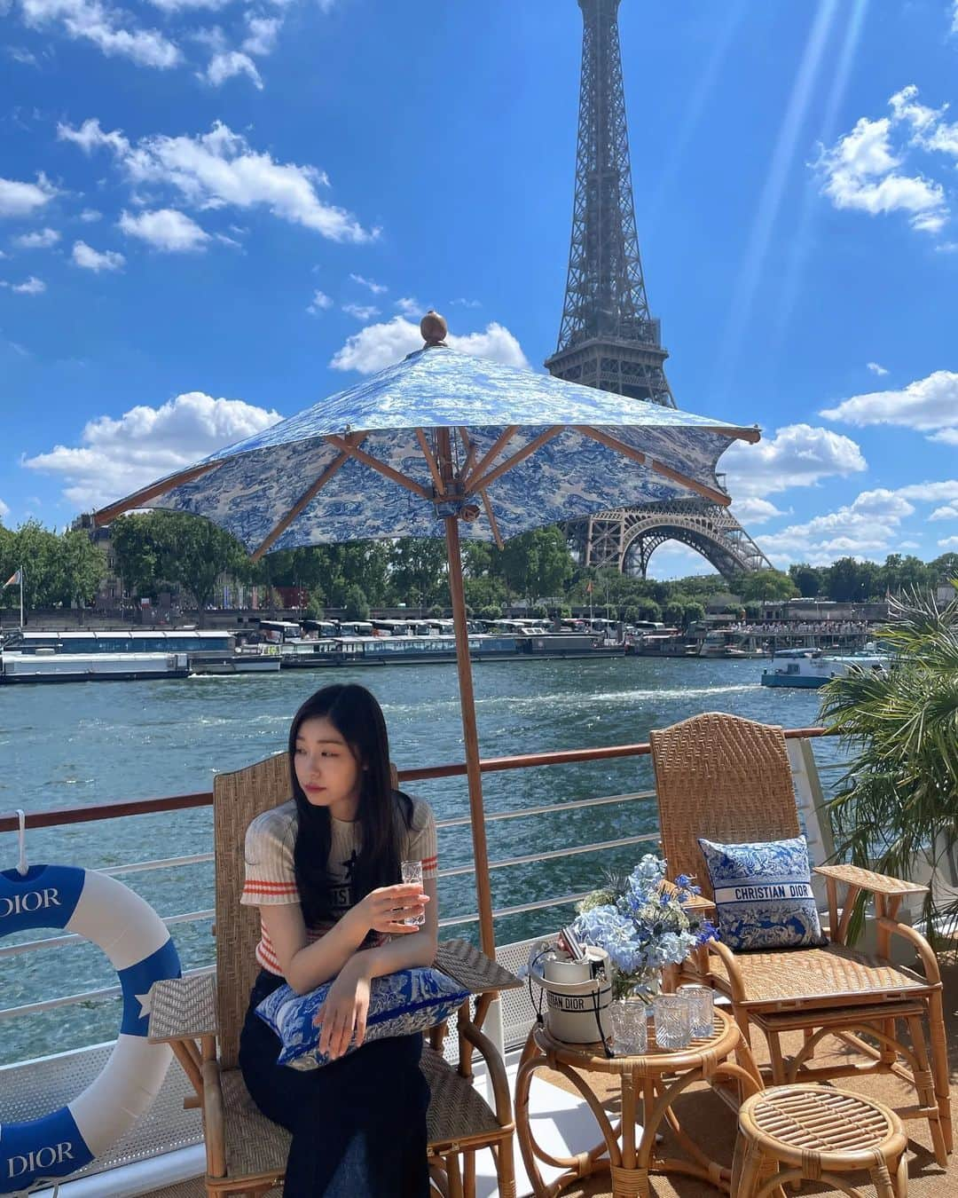 キム・ヨナさんのインスタグラム写真 - (キム・ヨナInstagram)「Cruise spa in Paris! Merci, dior beauty❤️  #diorprestige #diorskincare #diorspachevalblanc  #디올프레스티지 #디올스킨케어 #로즈앰플세럼 @dior」7月6日 4時01分 - yunakim