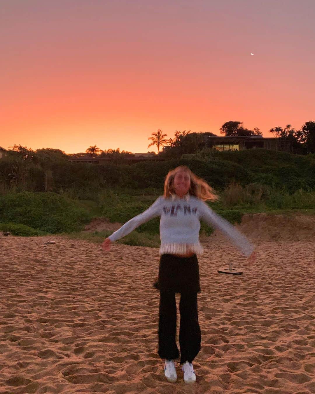 ニッキ・バン ダイクさんのインスタグラム写真 - (ニッキ・バン ダイクInstagram)「South Africa so far ❤️🇿🇦🌞💗🌝🦓」7月6日 17時50分 - nikkivandijk