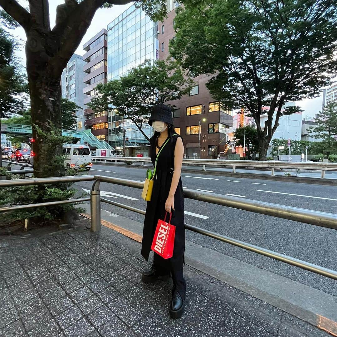 高梨優佳さんのインスタグラム写真 - (高梨優佳Instagram)「🟨⬛️🟥🟩」7月6日 18時43分 - yukaaa0721xx