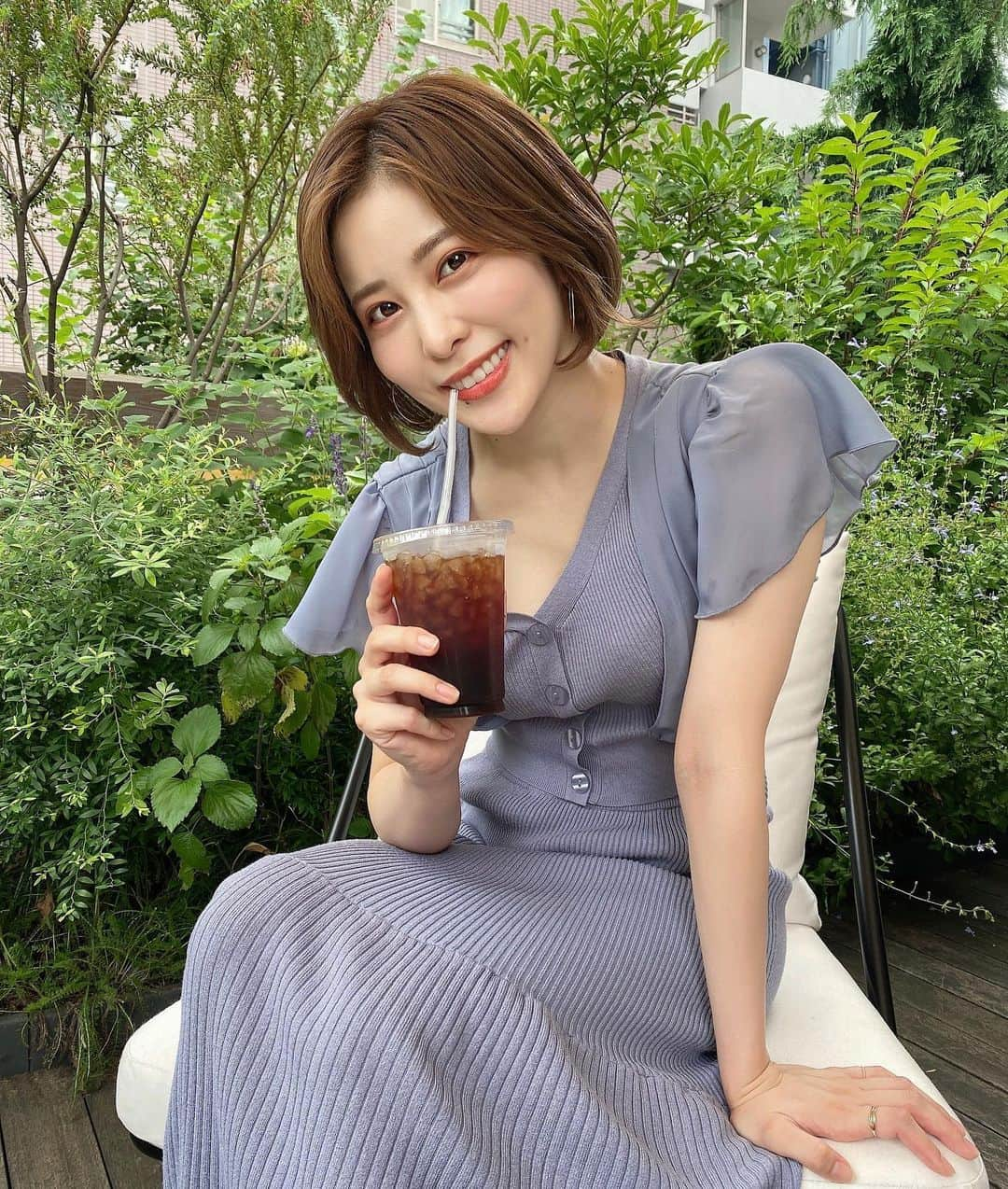 桃衣香帆さんのインスタグラム写真 - (桃衣香帆Instagram)「コーヒーは350mlで3.4杯くらいまでなら健康にも美容にも良いのでよく飲みます🐈  ラテが好きすぎていつも飲んでいましたが、(昔から見てくれてる人はよくご存知ですね😂) 最近はブラックを飲むのにハマっています。 ついに大人になったのかもしれない、、」7月7日 19時19分 - momoikaho