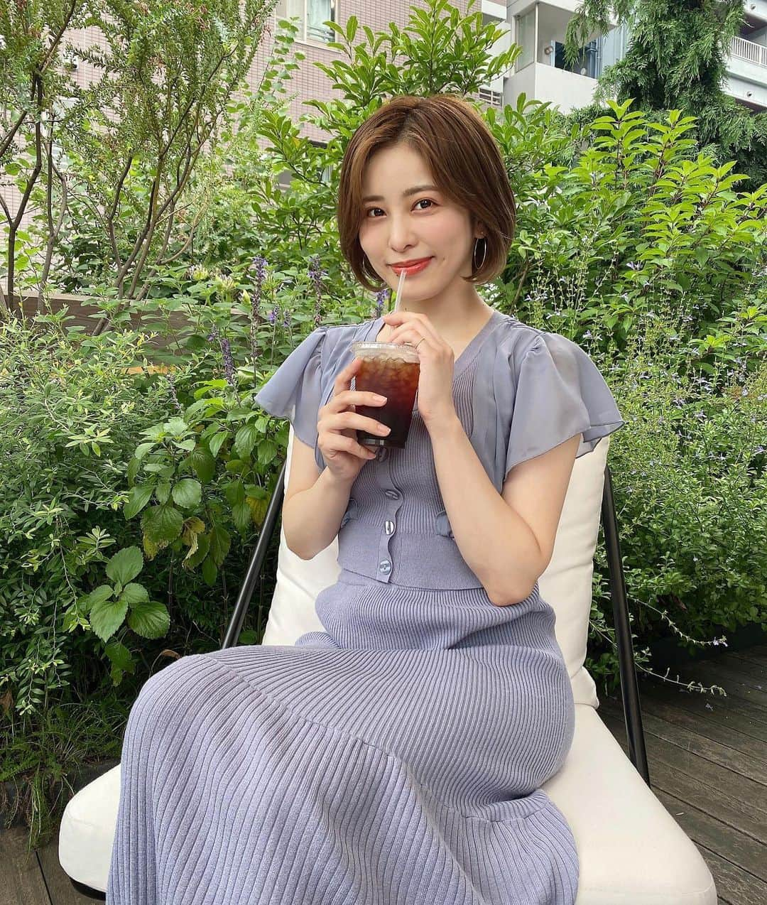 桃衣香帆さんのインスタグラム写真 - (桃衣香帆Instagram)「コーヒーは350mlで3.4杯くらいまでなら健康にも美容にも良いのでよく飲みます🐈  ラテが好きすぎていつも飲んでいましたが、(昔から見てくれてる人はよくご存知ですね😂) 最近はブラックを飲むのにハマっています。 ついに大人になったのかもしれない、、」7月7日 19時19分 - momoikaho