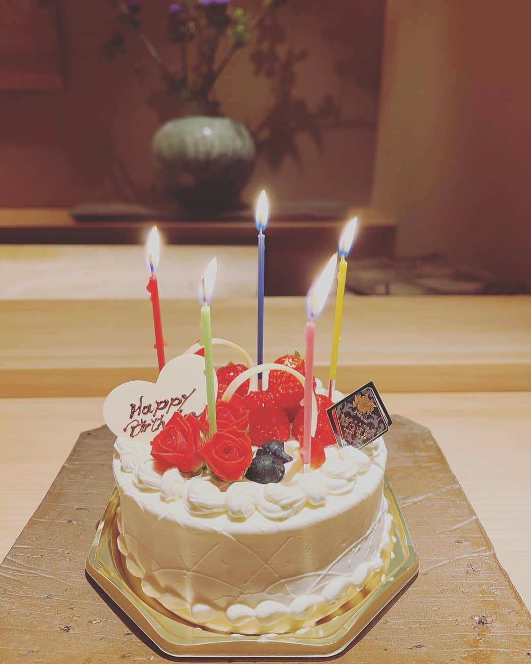 Risako Yamamotoさんのインスタグラム写真 - (Risako YamamotoInstagram)「birthday dinner🥳  天ぷらぬま田さん。 雪のような衣に感動♡  夢だったらどうしようと心配になるほど、幸せなお誕生日でした🫶🏽🎂  お姫さまのような1日を過ごさせてくれて感謝♡  #birthdaydinner #ぬま田 #大阪グルメ」7月7日 22時48分 - risako_yamamoto