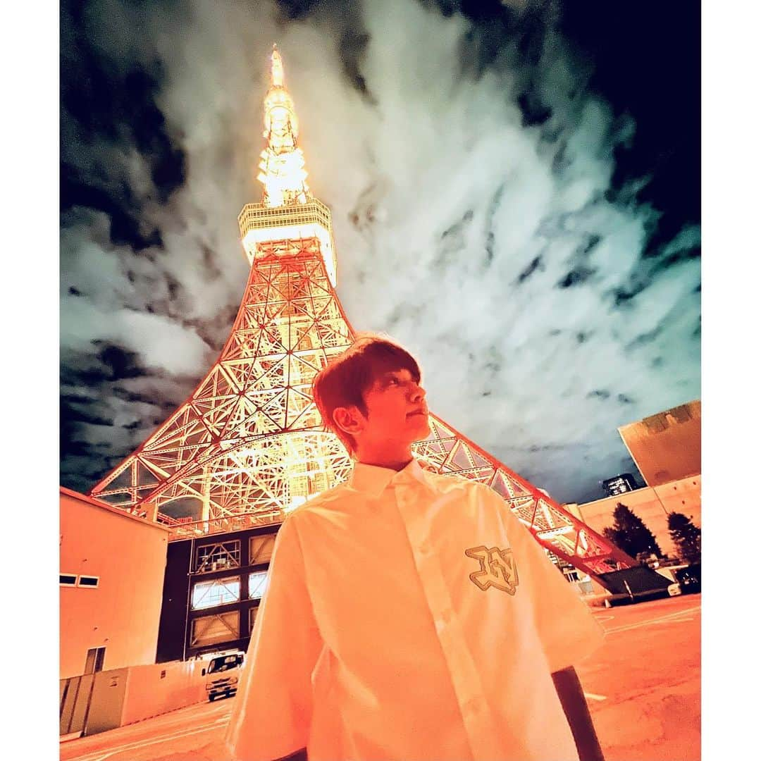 西島隆弘（Nissy）さんのインスタグラム写真 - (西島隆弘（Nissy）Instagram)「東京タワー行ってきた🗼 ⁡ "I Need You"の曲のイメージに合わせたイルミネーションが8/16まで見れるよ⭐️ ⁡ #Nissy #INeedYou #七夕終わっちゃった🎋!!!!!」7月8日 0時24分 - nissy_nissystaff