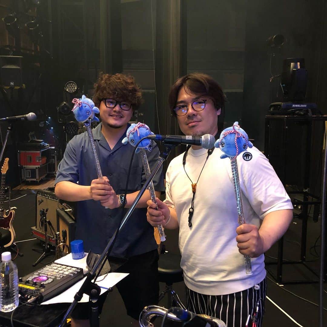 レキシさんのインスタグラム写真 - (レキシInstagram)「名古屋国際会議場ありがとうございました！  お久しぶりの島流しの圭はムキムキでした💪 きんさんぎんさんもありがとう😊  #レキシ #レキシツアー  #土偶サスペンス劇場」7月9日 12時45分 - rekishi_ekechang