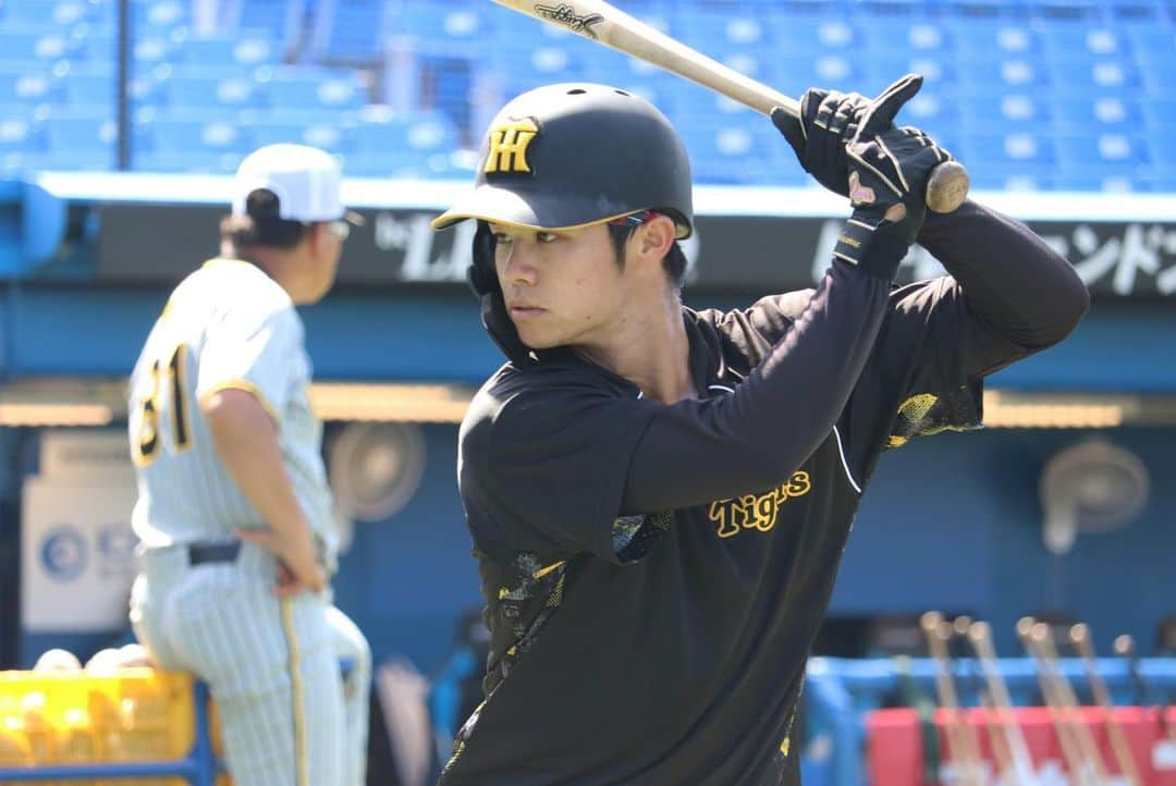 阪神タイガースさんのインスタグラム写真 - (阪神タイガースInstagram)「7月10日、神宮球場での練習の様子③です！ #小幡竜平 選手 #湯浅京己 選手 #中野拓夢 選手 #新井良太 コーチ #藤井康雄 コーチ #藤本敦士 コーチ #井上一樹 ヘッド #矢野燿大 監督 #北川博敏 コーチ #岩貞祐太 選手 #阪神タイガース  #イチにカケル！」7月10日 18時24分 - hanshintigers_official