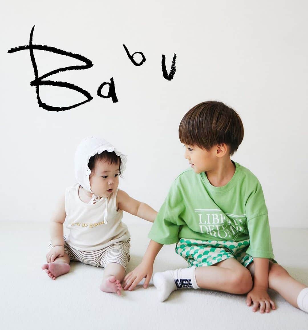 宮城舞さんのインスタグラム写真 - (宮城舞Instagram)「🌼お知らせ🌼 子供服セレクトショップを 立ち上げました。 子供達👶🏻👦🏻の インスタアカウント名が " @babu_boy_girl "で やらせていただいているので、 セレクトショップ名も  "Babu"  にさせていただきました。  可愛いロゴは、 息子がクレヨンで書いてくれた ローマ字を そのまま使用しました。  可愛いものを セレクトしていきますので 子供のファッションも 一緒に楽しんでいきましょう☺️✨  11日(月)20時〜サイトを OPENさせます💕 公式LINEにて 19時30〜先行公開しますので 是非お友達登録していただけたら嬉しいです❤️‍🔥 (QRコードを2枚目に貼り付けてます) それでは、これからBabuをよろしくお願いします☺️  #babu #セレクトショップ #子供服 #子供服セレクトショップ」7月10日 19時00分 - mai_miyagi