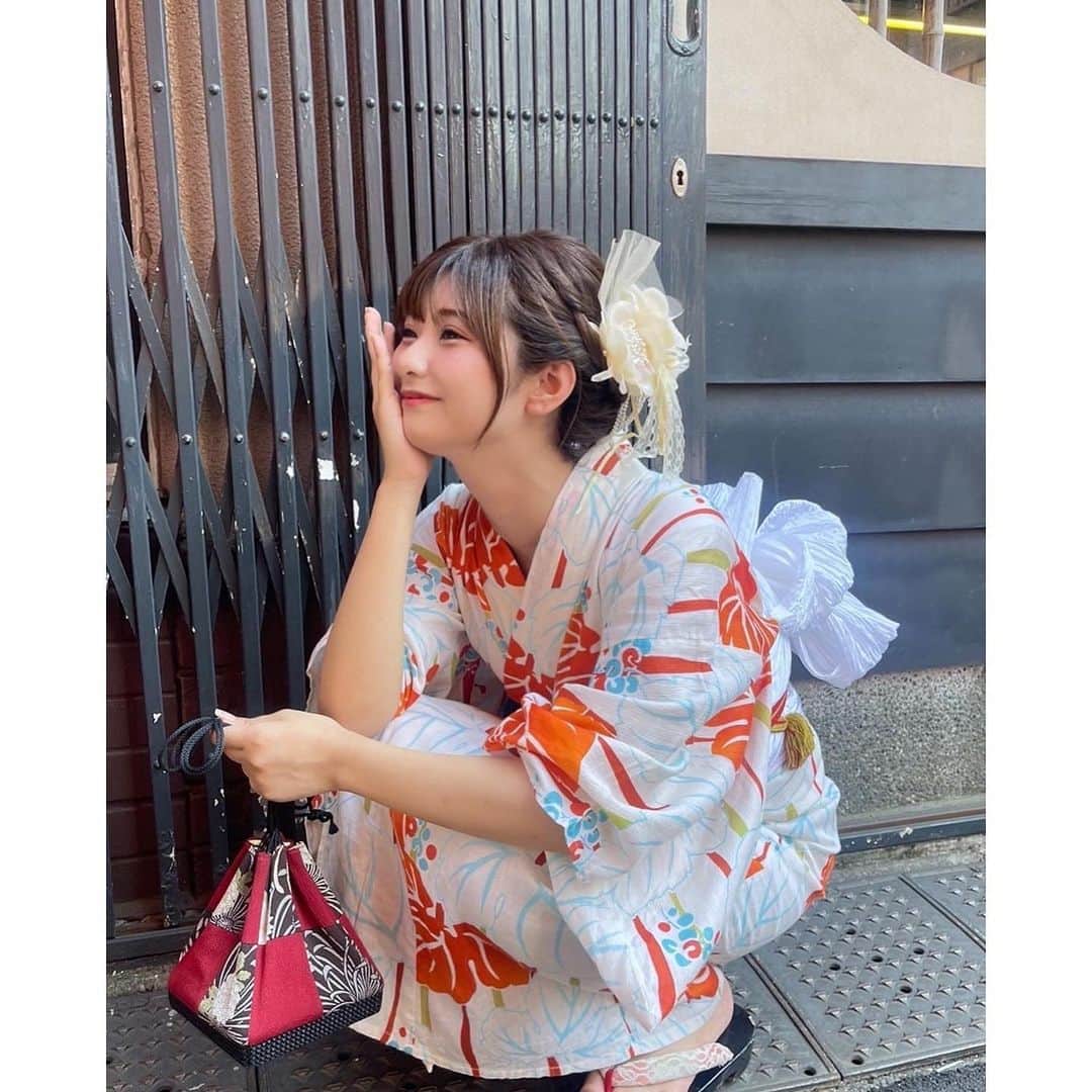 横田未来さんのインスタグラム写真 - (横田未来Instagram)「髪飾りは浴衣着る時隣にいた初対面の ギャルの子に選んでもらいました🧡（笑） この日天気めっちゃ良かった～‪‪☺︎‬」7月10日 19時57分 - mirai_yokoda