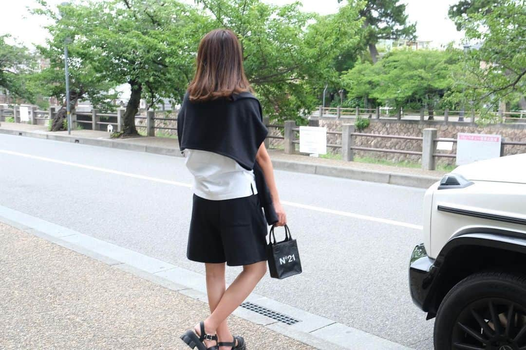 奥田順子さんのインスタグラム写真 - (奥田順子Instagram)「週末コーデ♪ 夏ココチ着心地最高‼︎ 秋には、靴下やショートブーツ合わせも◎  @donobanweb ✖️ @haohaohaokun  #ドノバン#休日コーデ#donoban #夏ココチ#kokochi」7月10日 21時00分 - okuda_junko