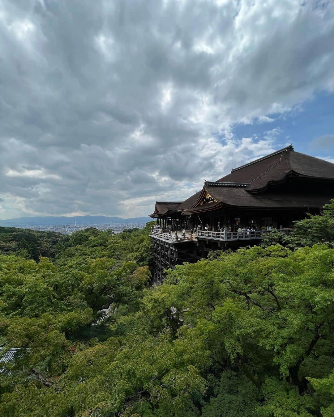 NATSUNEさんのインスタグラム写真 - (NATSUNEInstagram)「中学生ぶりの京都・奈良🦌  大人になってから行く方が楽しかったし 最高の癒し旅行でした☺️☺️🍃  #ふふ奈良」7月10日 21時19分 - natsune__72