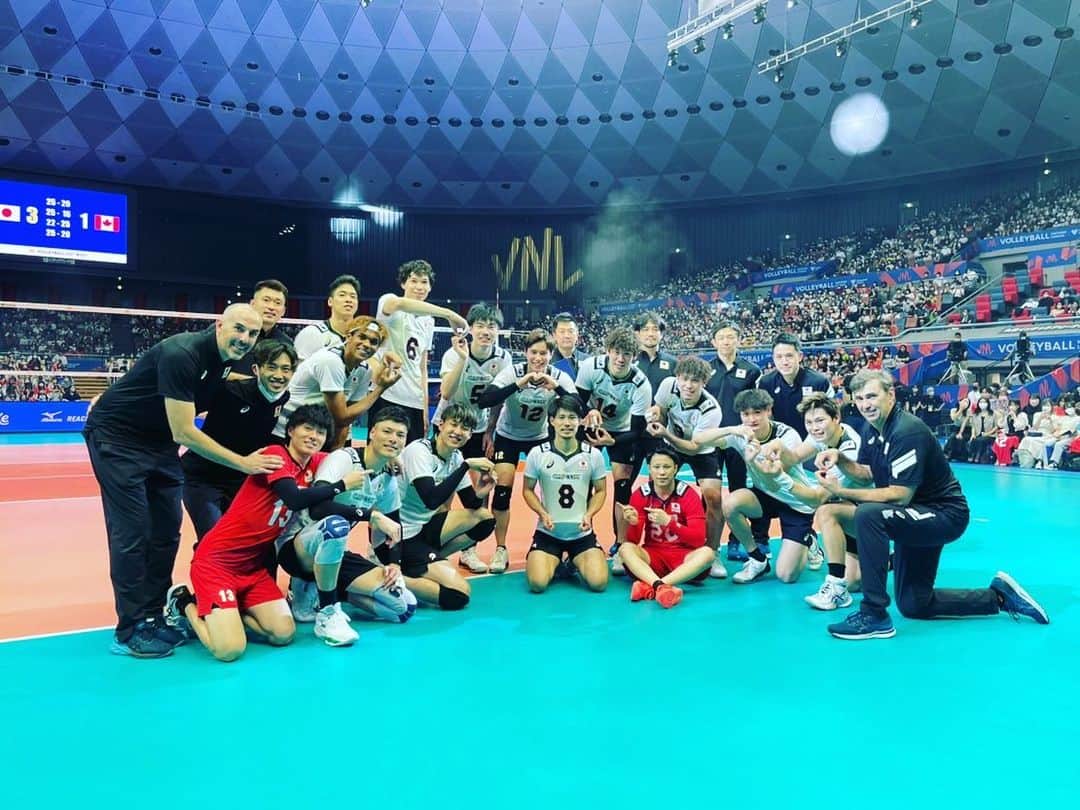 山内晶大さんのインスタグラム写真 - (山内晶大Instagram)「. . . VNL Japan round🇯🇵 . . ➡️Next final round Italia🇮🇹 . . . #VNL #Japan #Osaka」7月11日 13時35分 - akihiroooo1130