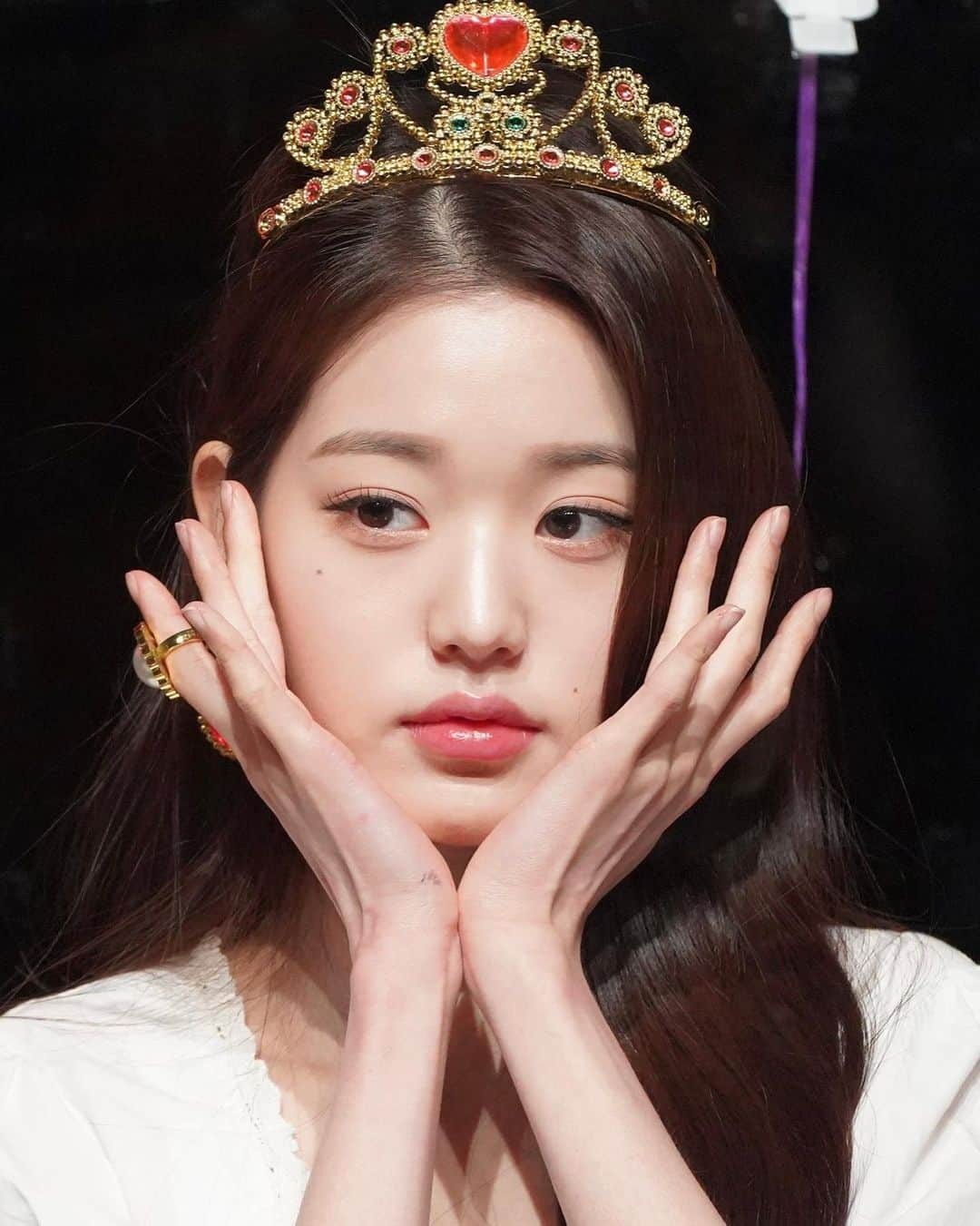 チャン・ウォニョンさんのインスタグラム写真 - (チャン・ウォニョンInstagram)「a princess on her way to be a queen 👸 #IVE #JANGWONYOUNG #WONYOUNG #LOVEDIVE #아이브 #장원영 #원영」7月11日 13時45分 - wonyoung__ive