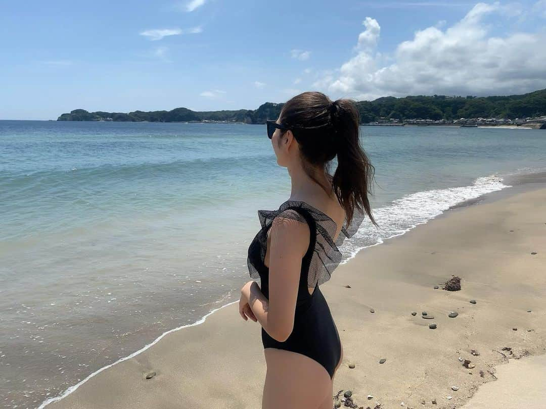 原満莉菜さんのインスタグラム写真 - (原満莉菜Instagram)「🌴🌊☀️❤️‍🔥  ． ． ． #海 #海水浴 #海水浴場 #海岸 #ビーチ #水着 #海コーデ #夏 #日焼け #sea #summer  #swimwear #beach #bikini #bikinigirl #shein #ワンピース水着」7月11日 19時50分 - marina_serizawa