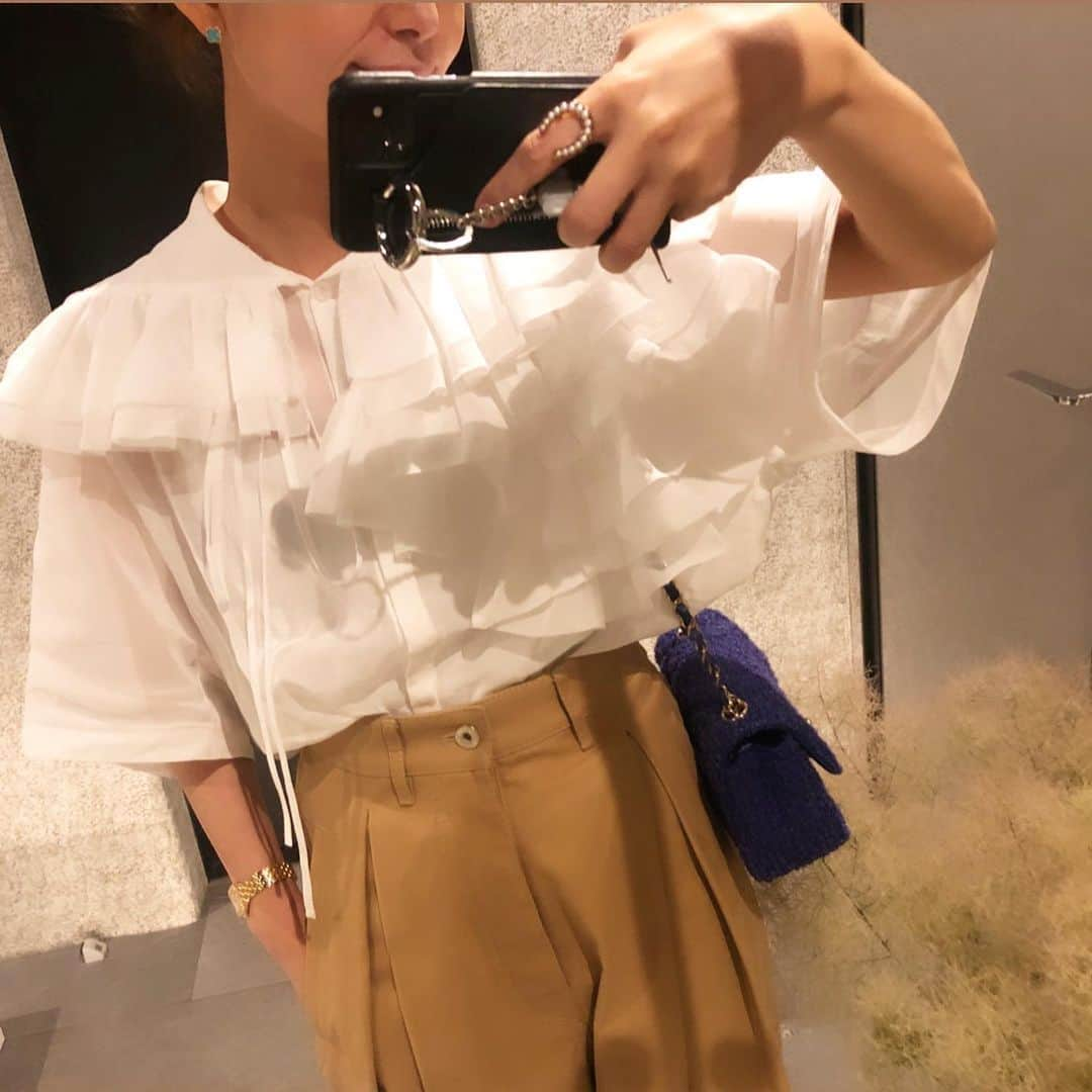 外村久美子さんのインスタグラム写真 - (外村久美子Instagram)「・ すけすけのフリフリ💜 #ootd  #shirocon #yori_japan  #loewe  #chanel  #cordinate」7月11日 21時45分 - kummy153