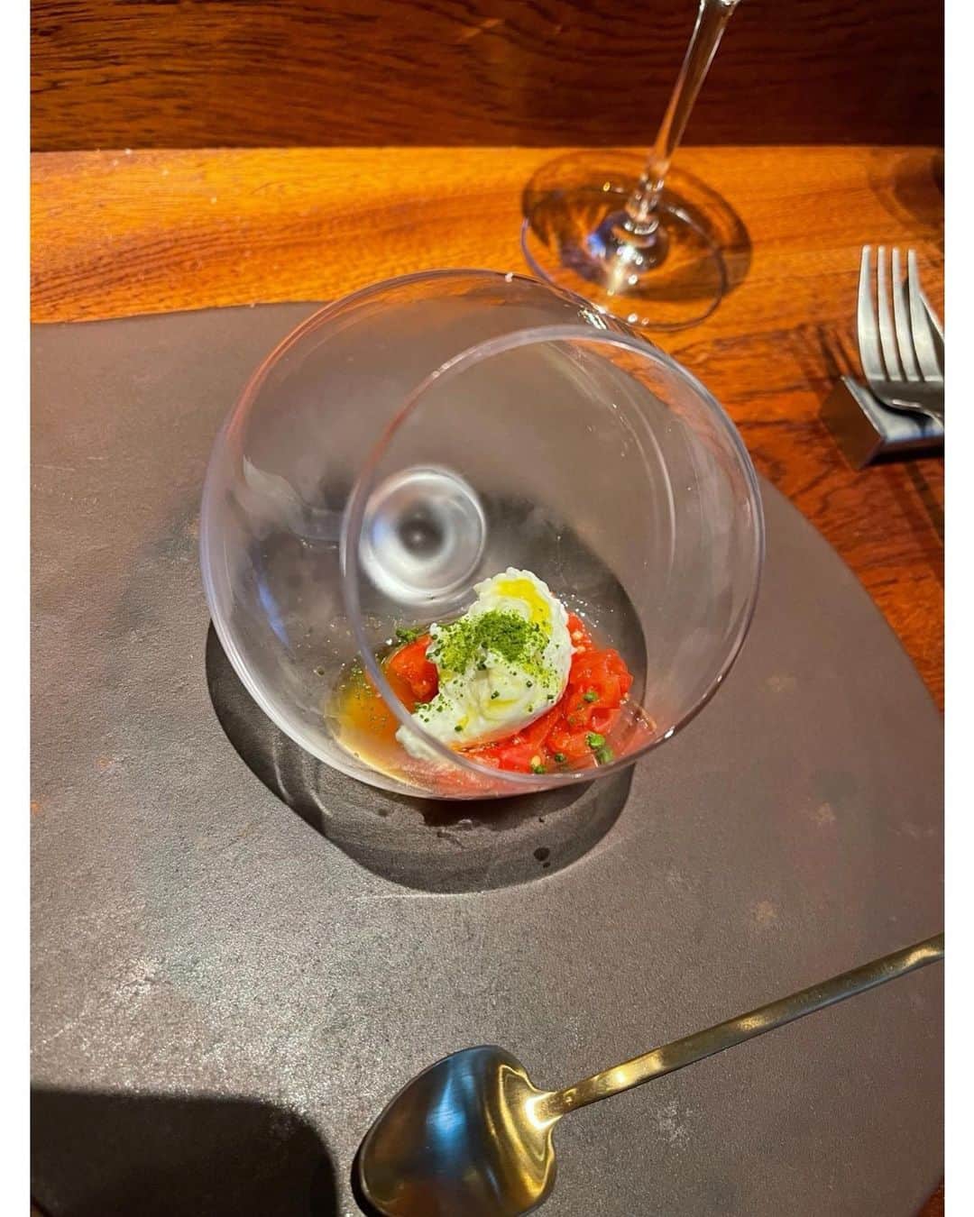 佐々木希さんのインスタグラム写真 - (佐々木希Instagram)「#ラパルタメントディナオキ  二枚目の生ハムのコンソメスープの中に入っているトルテリーニや自家製生パスタ、そして海鮮を使ったお料理…どれも美味しくて幸せでした。 写真見返していたらお腹空いてきました。笑」7月12日 17時52分 - nozomisasaki_official