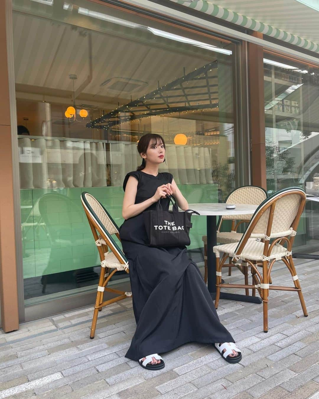 谷川菜奈さんのインスタグラム写真 - (谷川菜奈Instagram)「私服さん🕊 tops @leannofficial  op @un3d_official  bag @marcjacobsjapan  shoes @hermes  #153cmコーデ」7月12日 20時39分 - pechi.130