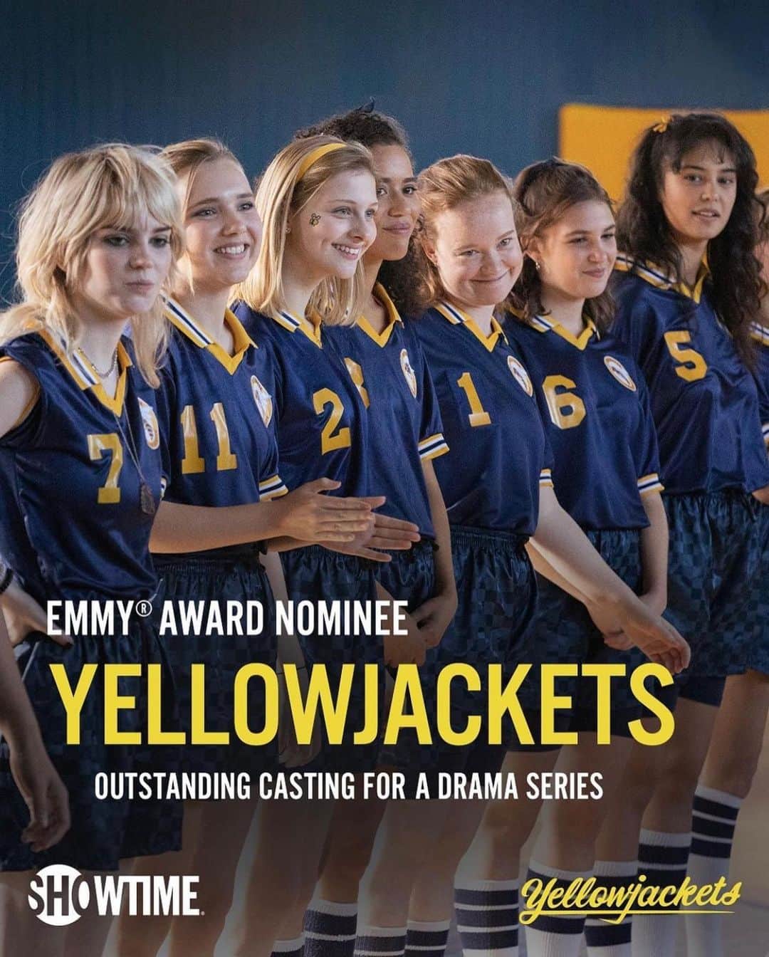 コートニー・イートンさんのインスタグラム写真 - (コートニー・イートンInstagram)「SO proud of our crazy Yellowjackets family!!! 7 Emmy Nominations. 🐝」7月13日 3時48分 - courtneyeaton