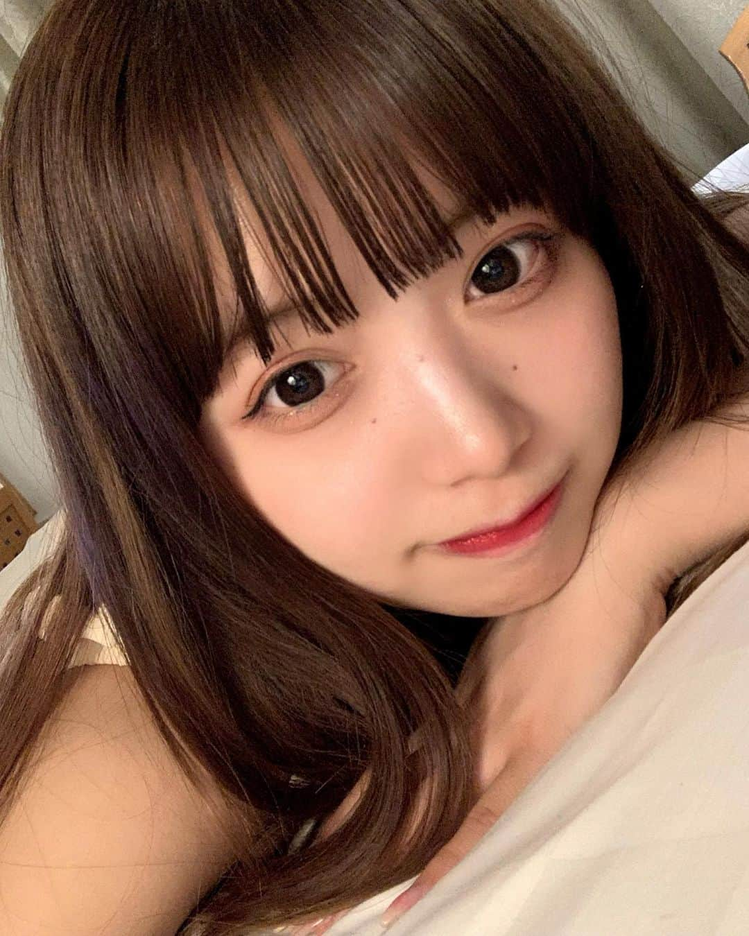 Kirariさんのインスタグラム写真 - (KirariInstagram)「自撮り寝転びがち🥱💤」7月13日 20時31分 - kirari_1016_