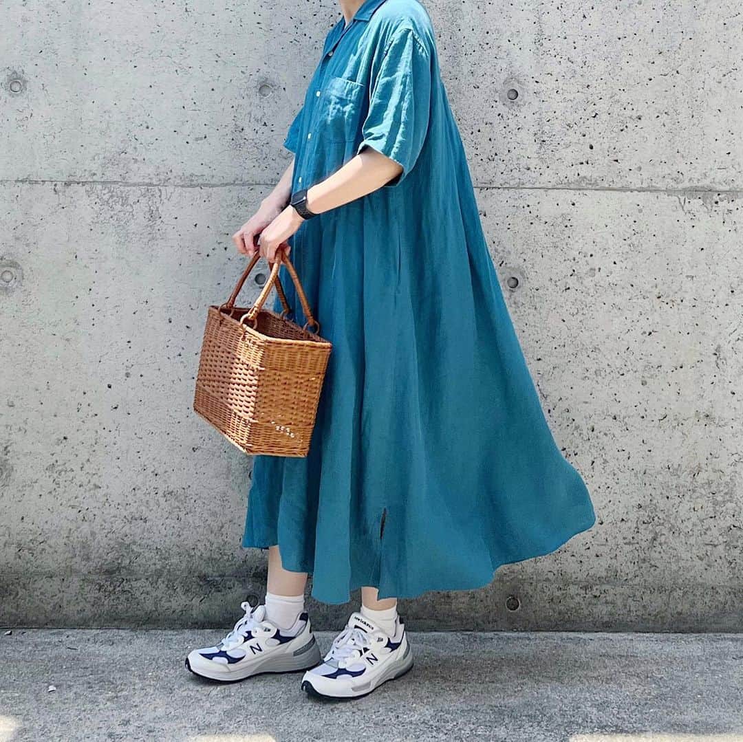 ryokoさんのインスタグラム写真 - (ryokoInstagram)「▪︎  ワンピースが楽すぎる💫  .  dress #harvesty shoes #newbalance」7月13日 20時53分 - ryo___ka