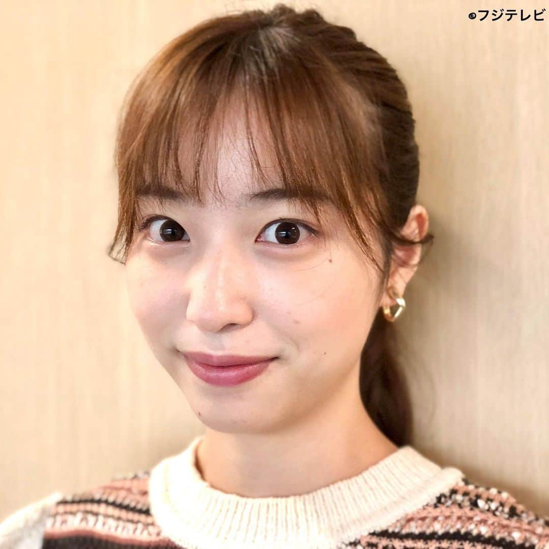 フジテレビ「めざましテレビ」さんのインスタグラム写真 - (フジテレビ「めざましテレビ」Instagram)「ファッション雑誌CanCamとコラボした お天気コーナー「きょう何着て行く？」 林佑香の毎日のコーデを紹介♪   ７月１３日　（水） 【今日のコーデ】　　 ・ニット→ @resexxy_official 　６０５０円 ・スカート→ @gu_global 　　　１９９０円 ・靴→ @kanematsu_official 　２万９７００円 ・イヤリング→ @phoebe_official ３６３０円      【コーデのポイント】 ヴィンテージライクなマルチストライプのニットが 洒落感たっぷり😊👍  立体感のあるフリル袖も手伝って 一枚で着映えを叶えてくれます👏  お仕事に着ていく日は ニットと色をリンクさせたブラウンスカートで品よく❣️  #めざましテレビ #きょう何着て行く？ #林佑香 #今日のコーデ #コーデ #CanCam #今日のファッション#ootd #きょう何着て行く？は月〜金朝6時22分ごろ放送📺  #ゆかちゃん #きれいめコーデ #きれいめカジュアル #大人コーデ #夏コーデ #オフィスカジュアル #上品コーデ #アナウンサー衣装」7月14日 10時36分 - mezamashi.tv