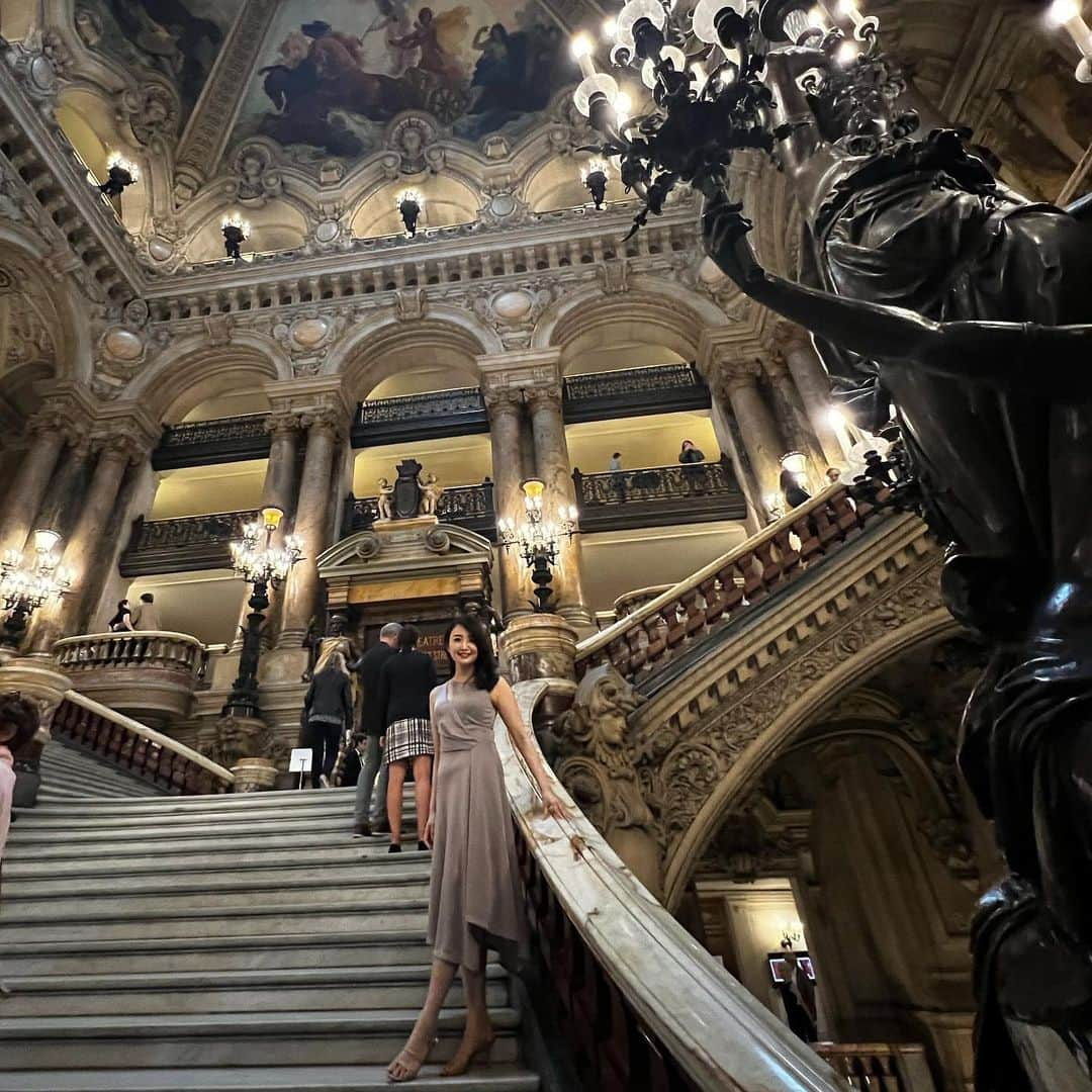 白石小百合さんのインスタグラム写真 - (白石小百合Instagram)「🇫🇷❤️ #operagarnier #opéragarnier #operahouse  #paris #parisfrance #france #europe #happybastilleday」7月14日 12時45分 - sayurishirais