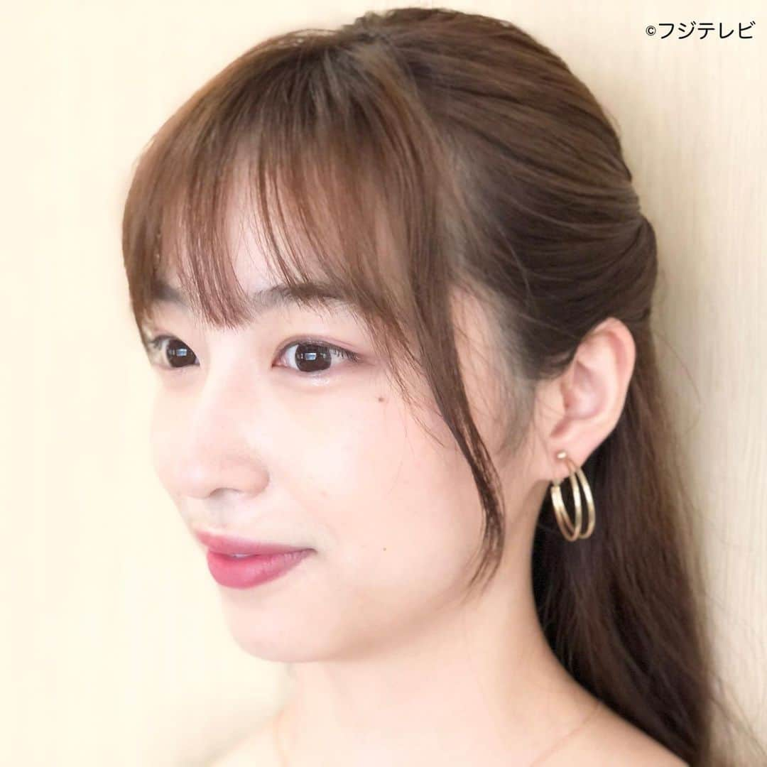 フジテレビ「めざましテレビ」さんのインスタグラム写真 - (フジテレビ「めざましテレビ」Instagram)「ファッション雑誌CanCamとコラボした お天気コーナー「きょう何着て行く？」 林佑香さんの毎日のコーデを紹介♪  7月14日（木） ★コーデ★ ・ワンピース  @rirandture_official  ２万３６５０円 ・靴  @kanematsu_official  ３万３０００円 ・イヤリング  @phoebe_official ２６４０円   ☆ポイント☆ 繊細なボタニカルプリントのワンピースは、デコルテのストラップが新鮮♪ 目を引くアクセントになり、上半身をおしゃれに見せてくれます✨ 上品なロイヤルブルーのパンプスを効かせて、シックに着こなしたい💓  #めざましテレビ #きょう何着て行く？ #林佑香 #今日のコーデ #コーデ #CanCam #今日のファッション#ootd #きょう何着て行く？は月〜金朝6時22分ごろ放送  #きれいめコーデ #きれいめカジュアル #大人コーデ #春コーデ #オフィスカジュアル #上品コーデ #アナウンサー衣装」7月14日 12時53分 - mezamashi.tv