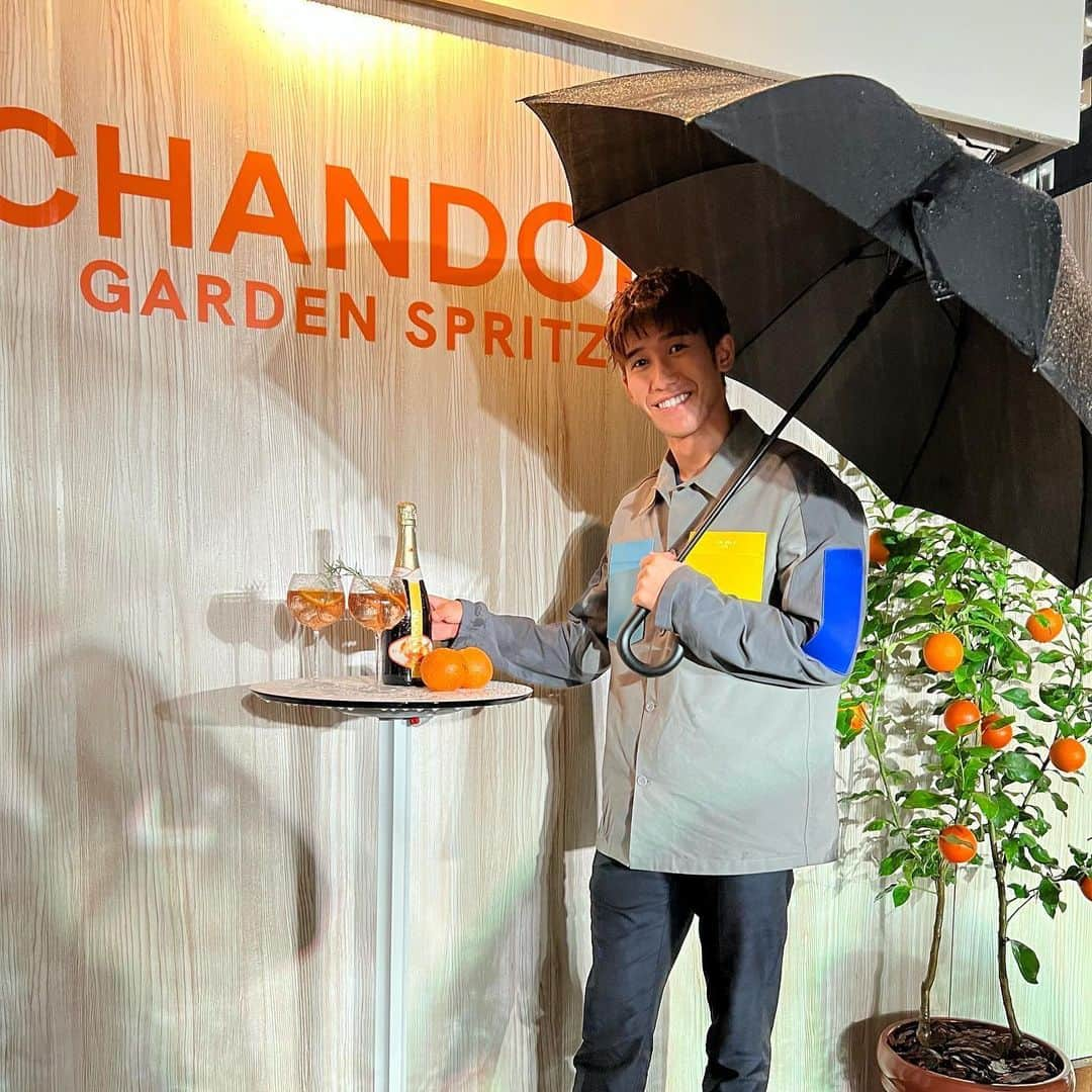 吉村真晴さんのインスタグラム写真 - (吉村真晴Instagram)「CHANDON SECRET GARDEN MIDPARK LOUNGE オープニングイベントに招待して頂きました😊 7月15日から8月28日まで期間限定でオープンしていますので、是非行ってみてください😇  #シャンドンガーデンスプリッツ #シャンドン #ChandonGardenSpritz #ChandonSecretGarden」7月14日 20時42分 - 0803_maharu