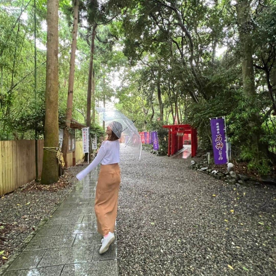 穂川果音さんのインスタグラム写真 - (穂川果音Instagram)「梅雨みたいな天気が続いていますね☔️ 今週末にかけては、大雨にも備えていきましょう！！  では、この後アベプラ観てねー！  #旅が好き　#思い出投稿　#アベプラ」7月14日 22時22分 - hokawakanonn