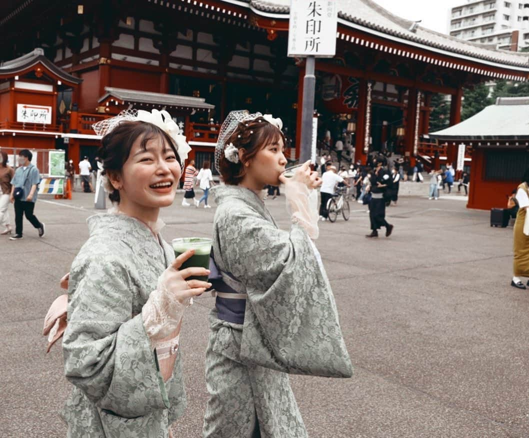 小島みゆさんのインスタグラム写真 - (小島みゆInstagram)「無限ビール女 . . .  #kimono #kimonoshoot #kimonophotoshoot  #nightshoot #asakusa #tokyonight #asakusanight #着物　#着物撮影　#着物コーデ　#tokyo　#着物スタイリング　#inkimono #tokyocameraclub  #和服 #기모노　#กิโมโน」7月15日 15時28分 - _8_miyu