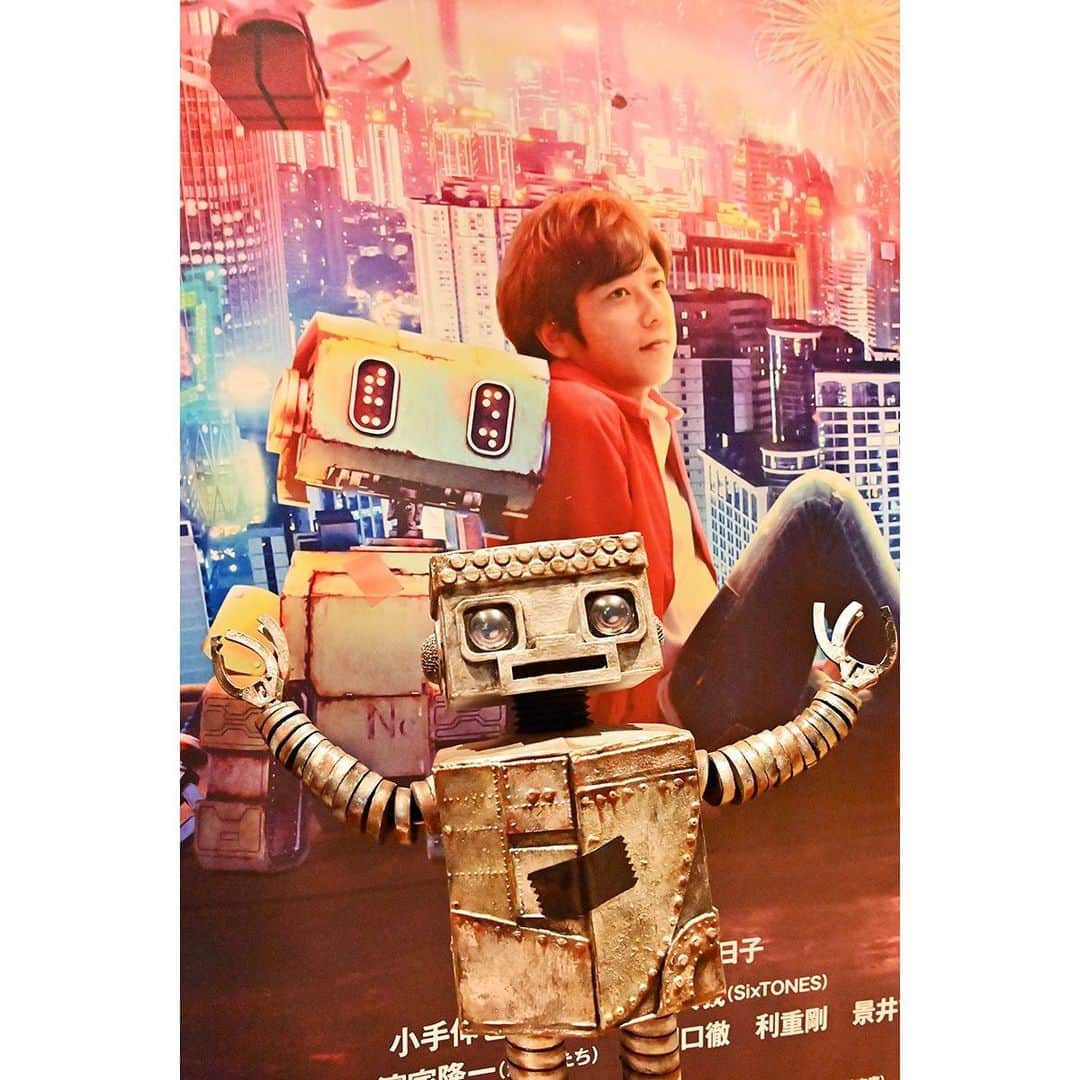 劇団四季さんのインスタグラム写真 - (劇団四季Instagram)「映画「TANG タング」ジャパンプレミアに、ミニチュア“タング”が出席🤖 まさに「プーレーミーアームー！」  ミュージカル『ロボット・イン・ザ・ガーデン』全国公演中 映画「TANG タング」8月11日公開  #ロボットインザガーデン #映画タング #劇団四季 #ミュージカル #タング #musical #shikitheatrecompany」7月15日 18時48分 - gekidanshiki_official