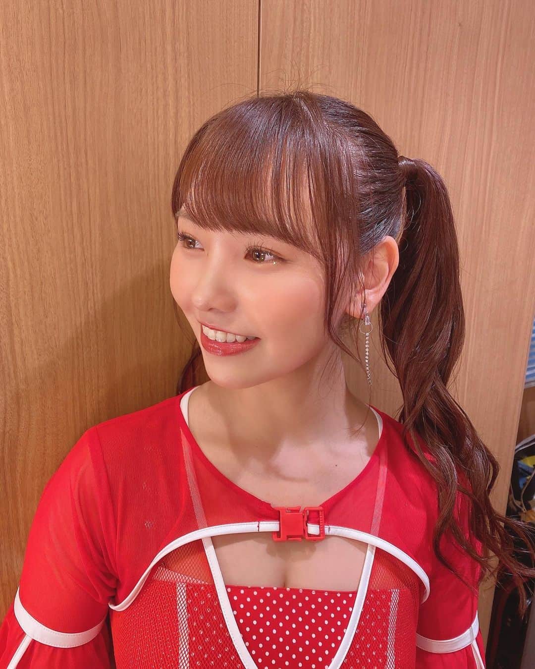 本郷柚巴さんのインスタグラム写真 - (本郷柚巴Instagram)「今しかできひん髪型👧🏻🫶🏻  #NAMBAZAAR2022  #ツインテール #赤 #ライブ」7月15日 21時03分 - h.yuzuha_0112