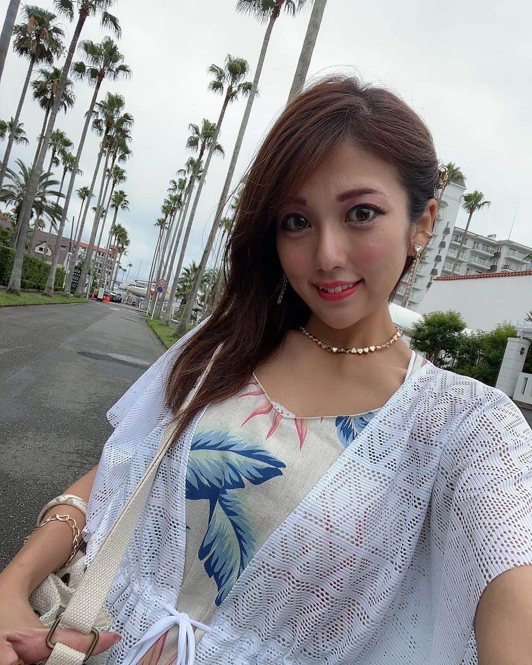 神谷麻美さんのインスタグラム写真 - (神谷麻美Instagram)「#beach 行きたいな(✿´༥`✿)💖🌴🌈💖✨  🧡🌴🧡⛵️🧡⚓️🧡🍹🧡」7月15日 23時08分 - asamice428