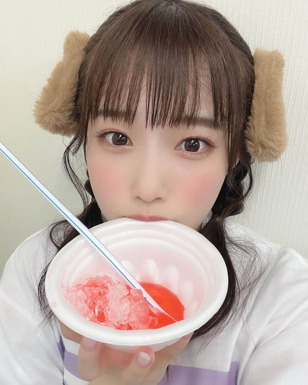 岸みゆさんのインスタグラム写真 - (岸みゆInstagram)「ライブ後だからあちあち汗だよわん🐶かき氷大好きぱく♡」7月16日 22時41分 - miyu_kishi0213