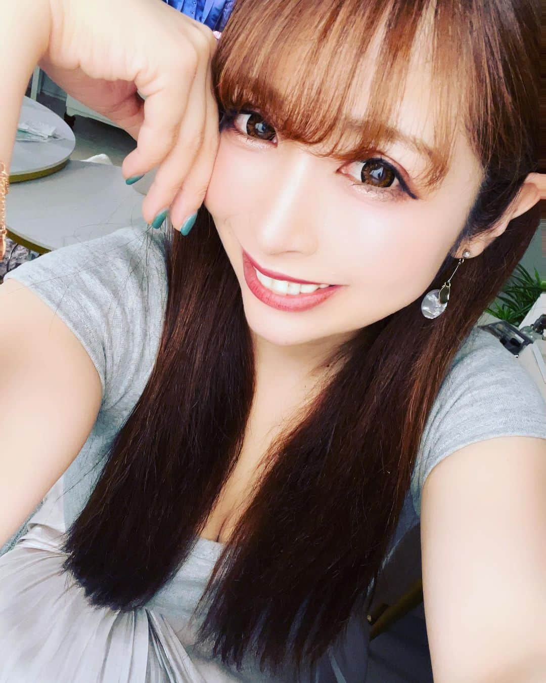 みのりさんのインスタグラム写真 - (みのりInstagram)「. . ７月も後半にきたね‼️ バーレスクではイベント盛りだくさん🔥 . 去年よりも去年よりも年々当本人の特別な日に 出演オファーしていただいたり たくさん活躍させていただけることが増え とってもありがたく、そして嬉しいです！ 微力ではありますが、素敵な日にするための お手伝いができたらなと思ってます😊✨ . ７月は １７日えるさんお誕生日❤️ ２０日よーこお誕生日❤️ ２１日みにーお誕生日❤️ ２６日みぃさんお誕生日&11周年❤️ たくさん出させてもらいます‼︎ この日はみんなが幸せになりますように😌✨ . . #特別な日　#dance  #sing #お誕生日　#イベント」7月17日 3時32分 - minori_burlesque