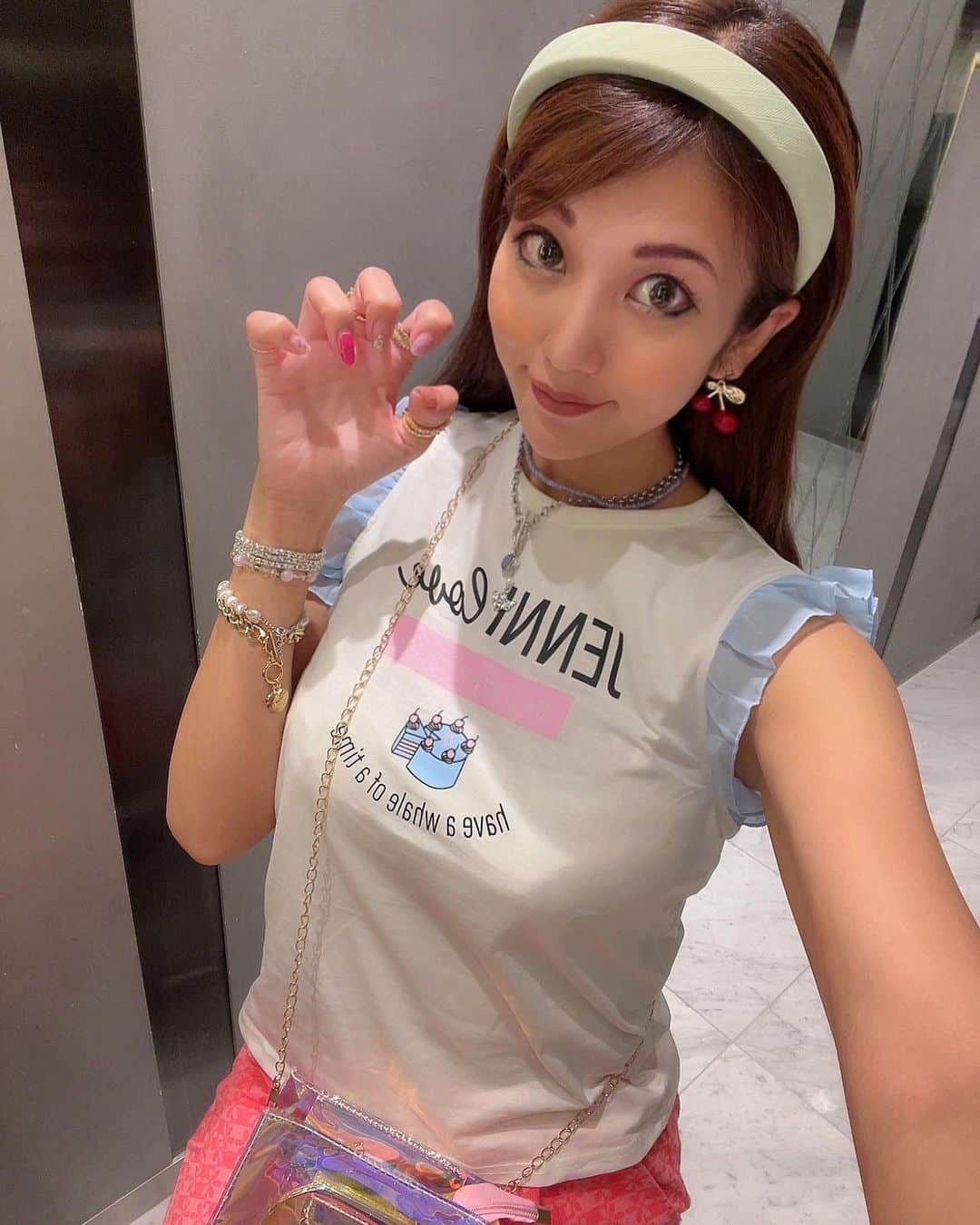 神谷麻美さんのインスタグラム写真 - (神谷麻美Instagram)「💖🌼🌸🦄🌸🌼💖   #cawaii 💖🎂🌈💖✨   #お姫様 💖🧡🤍👸🤍🧡💖✨」7月17日 17時38分 - asamice428