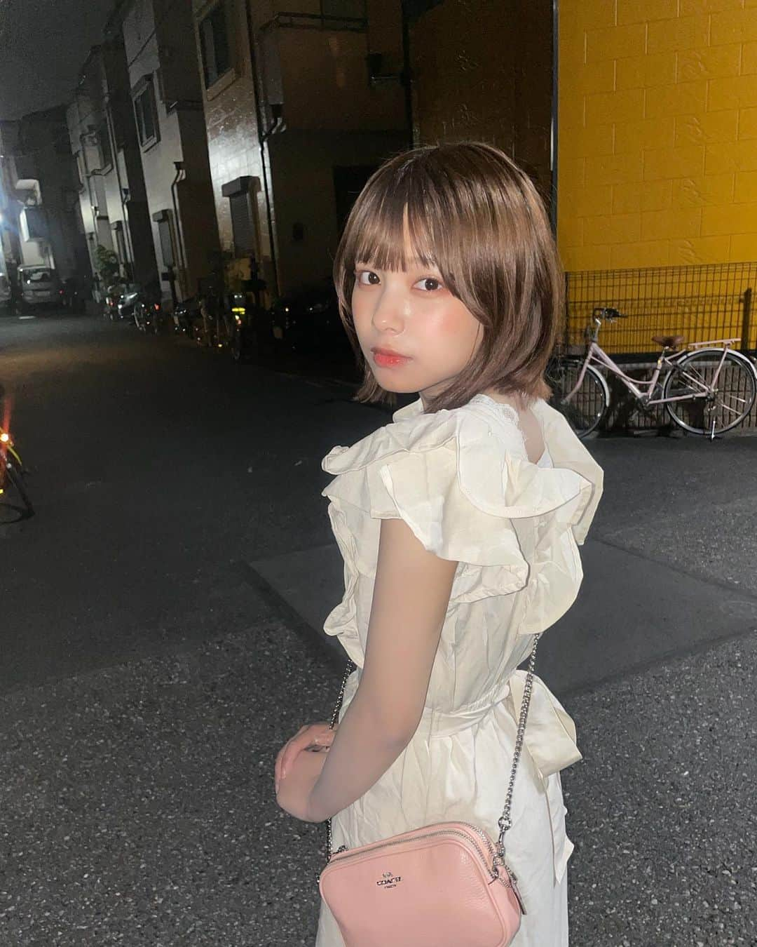 宮崎あみささんのインスタグラム写真 - (宮崎あみさInstagram)「夏っぽいことしたい！ ・ 今、BBQしたい欲すごい、、、 海鮮焼きたい…岩牡蠣…🦪 ・ みんなの夏っぽいことと言えばなにー？ ・ #宮崎あみさ」7月18日 20時22分 - miyazaki_aa